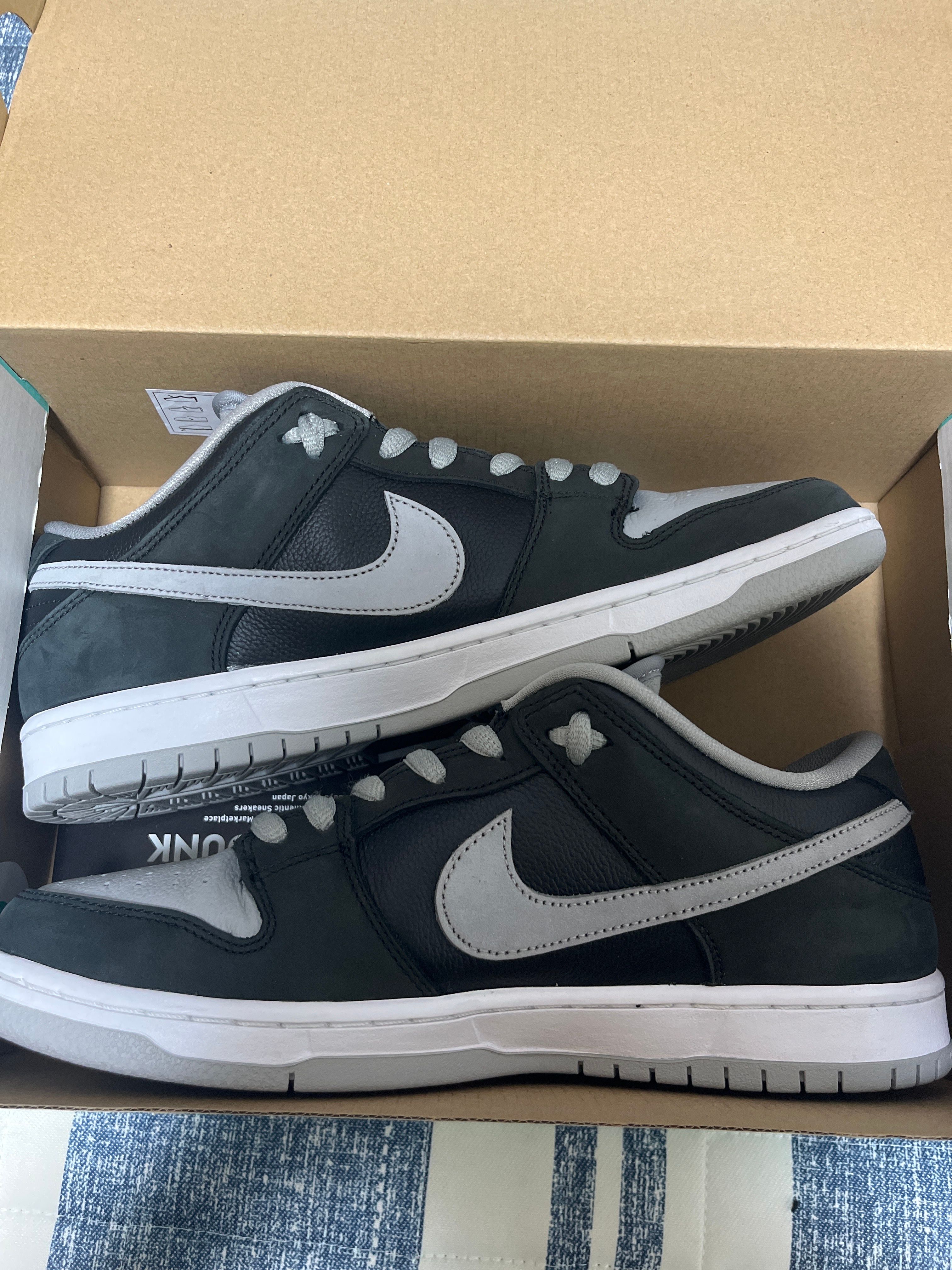 Nike SB Dunk Low "Shadow"