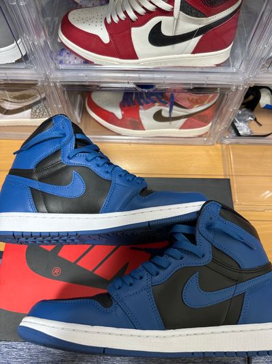 Nike Air Jordan 1 Retro High OG "Dark Marina Blue"