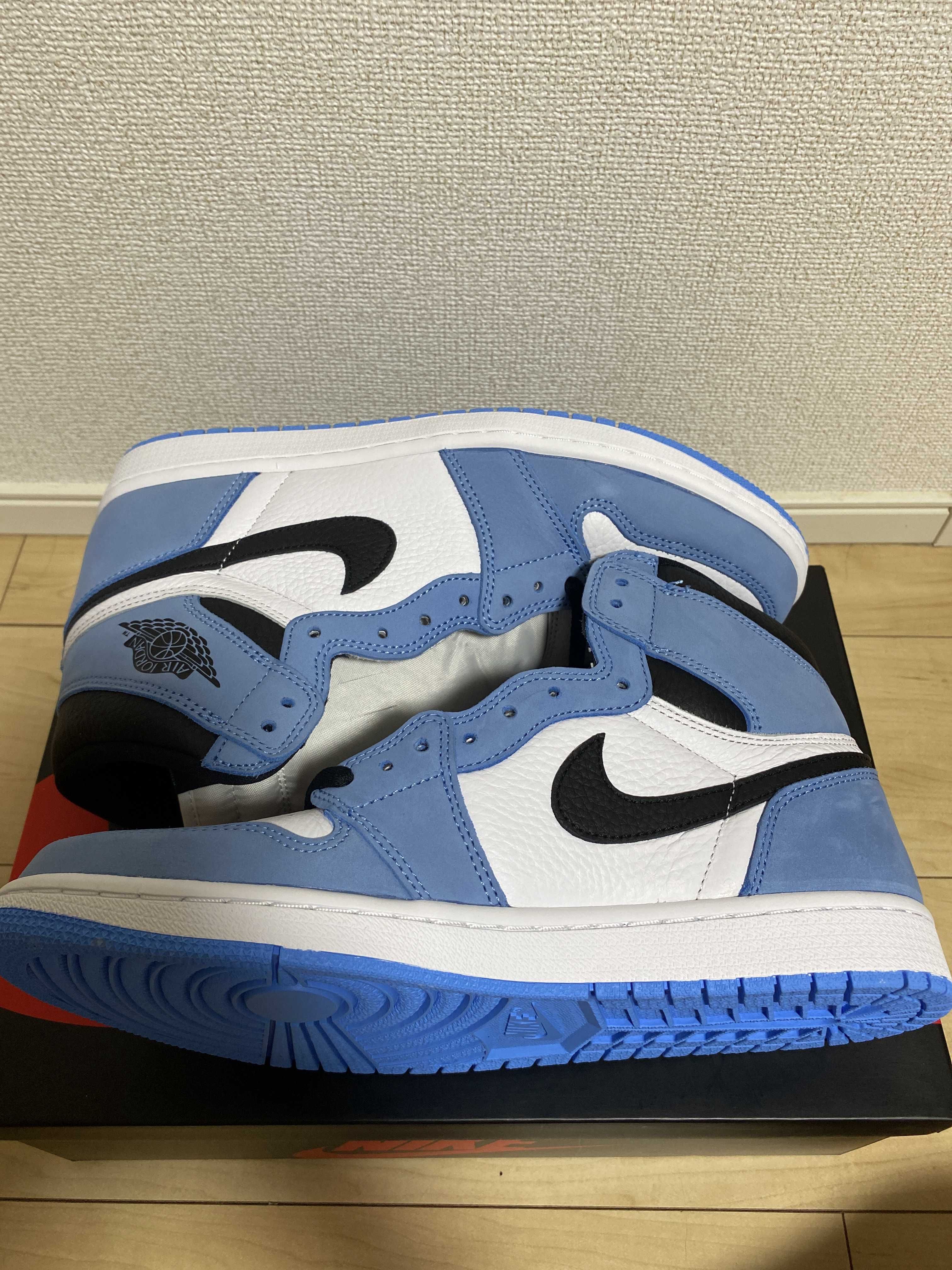 Nike Air Jordan 1 High OG "University Blue"