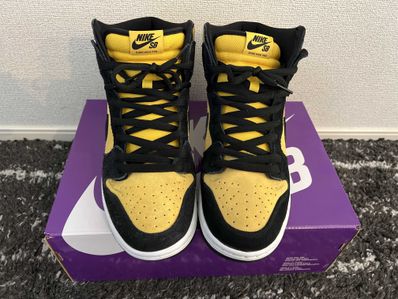 NIKE SB DUNK HIGH "MAIZE AND BLACK"
