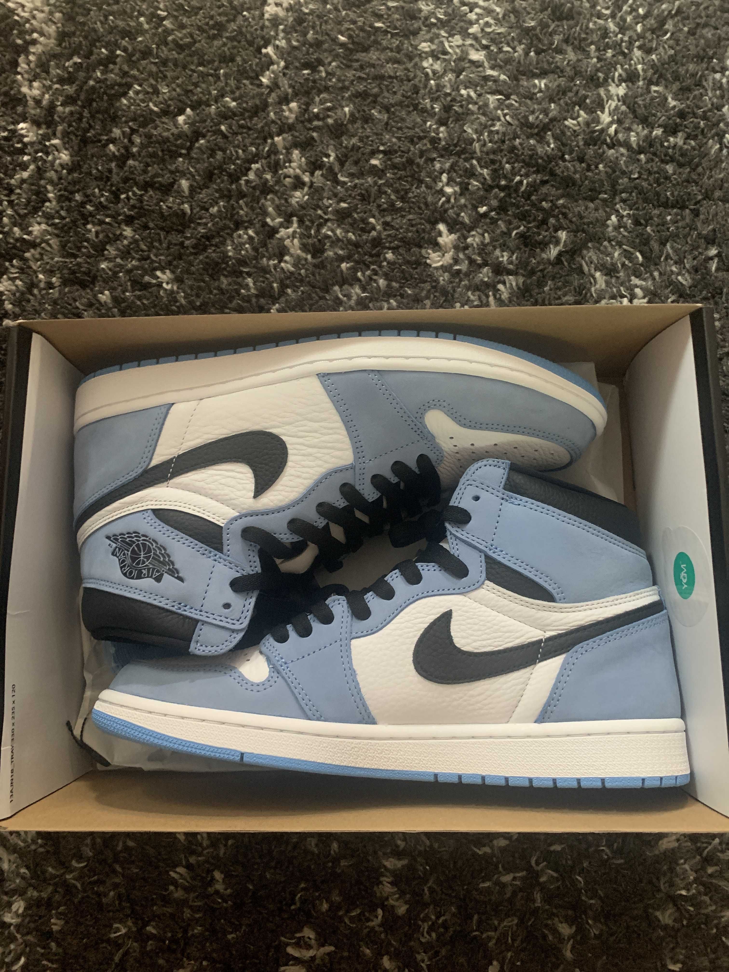 Nike Air Jordan 1 High OG "University Blue"