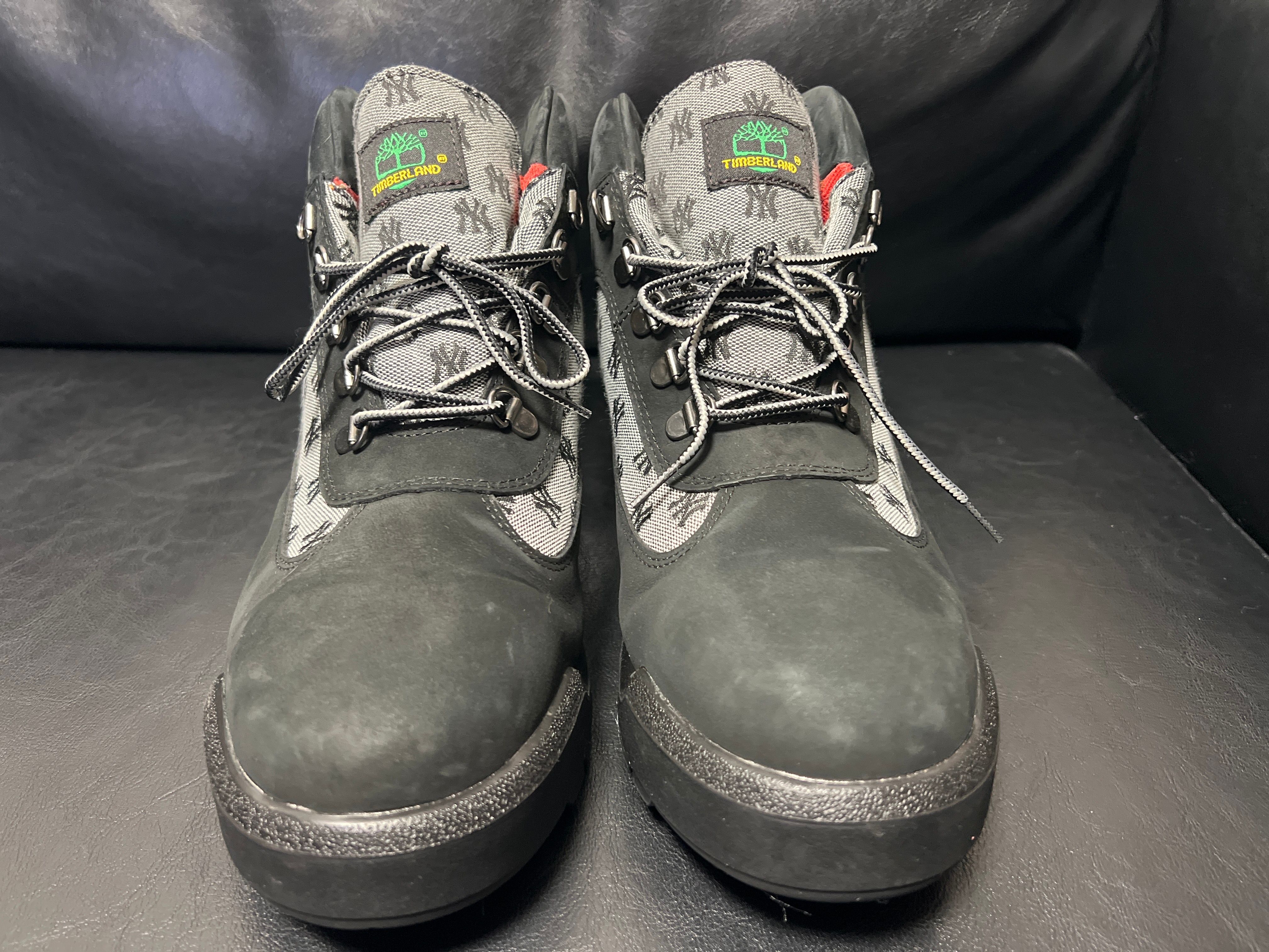 Supreme × Timberland Field Boot "Black"