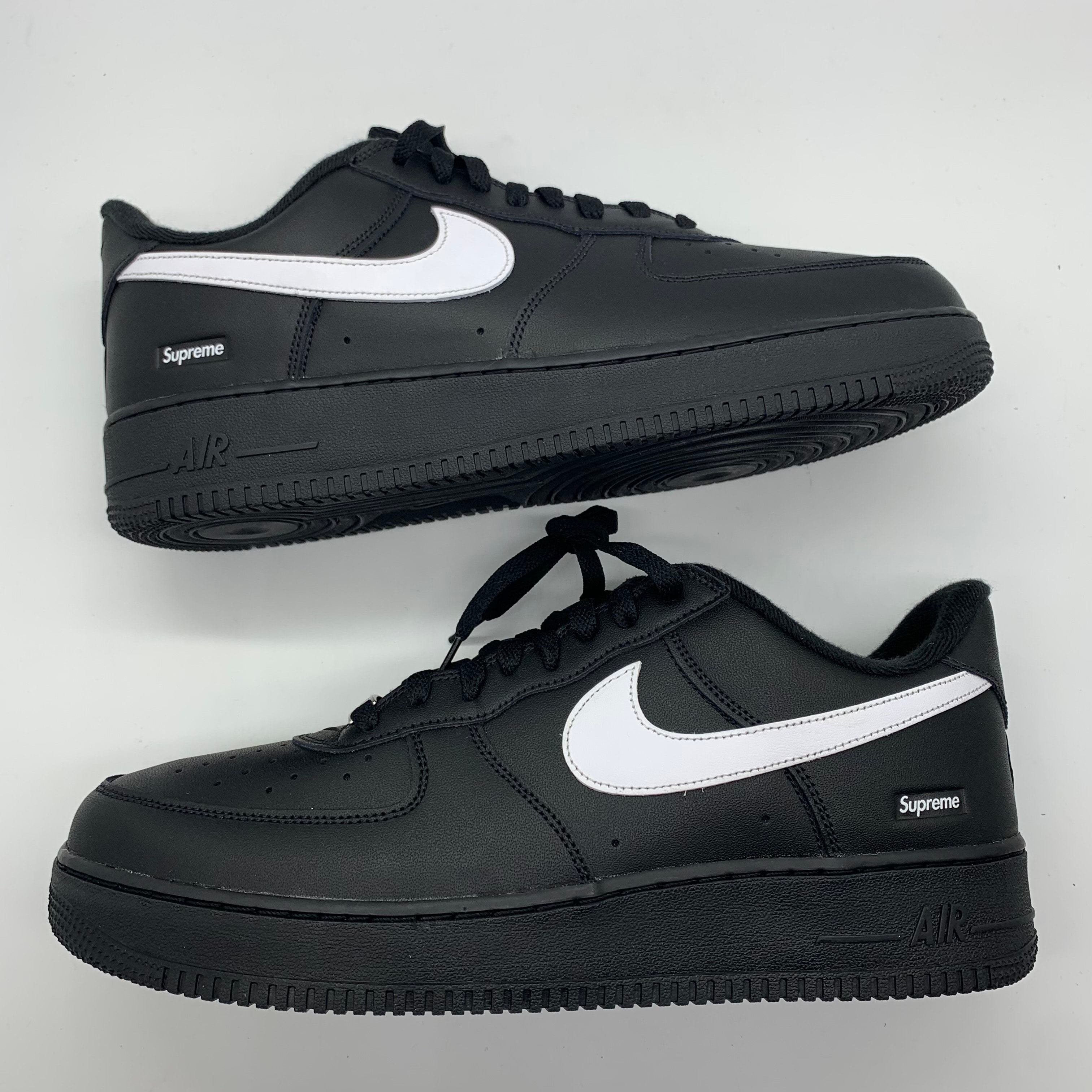 Supreme × Nike Air Force 1 Low "Black/White"