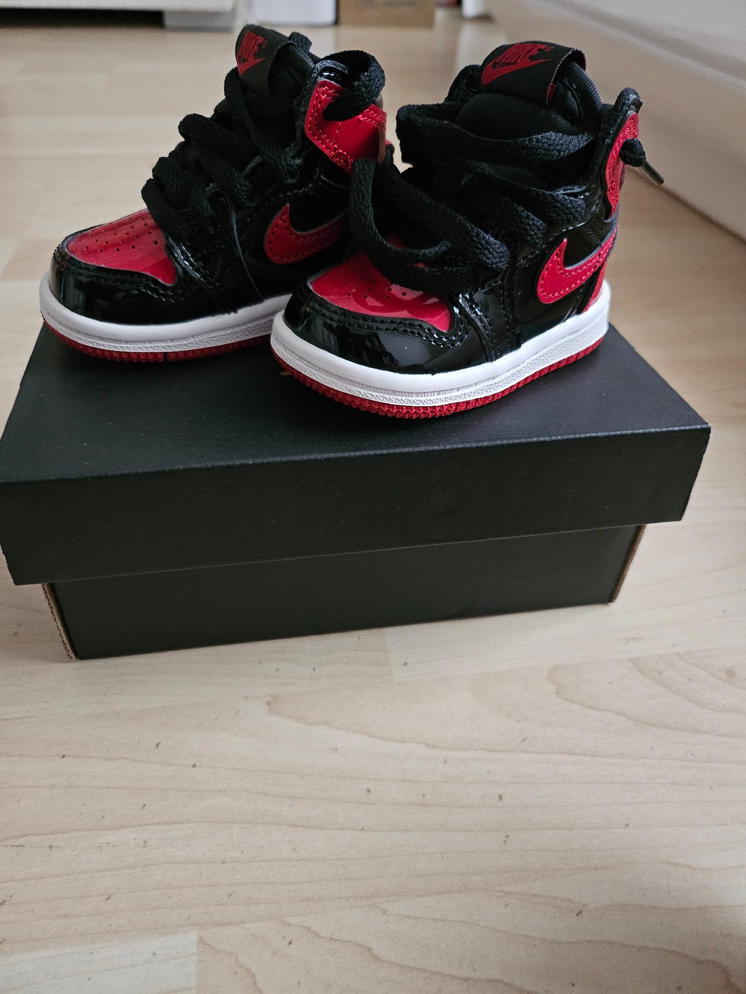 Nike TD Jordan 1 High OG "Patent Bred"
