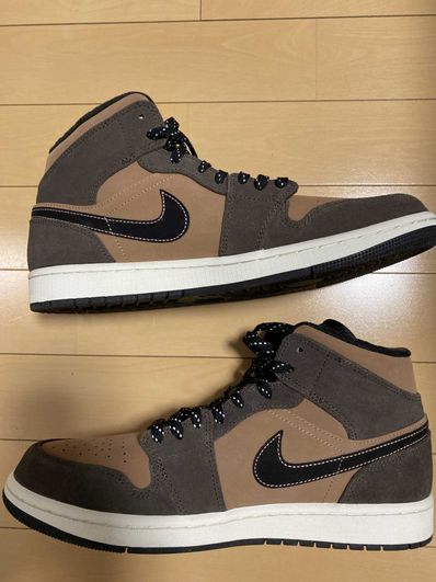 Nike Air Jordan 1 Mid SE "Dark Chocolate"