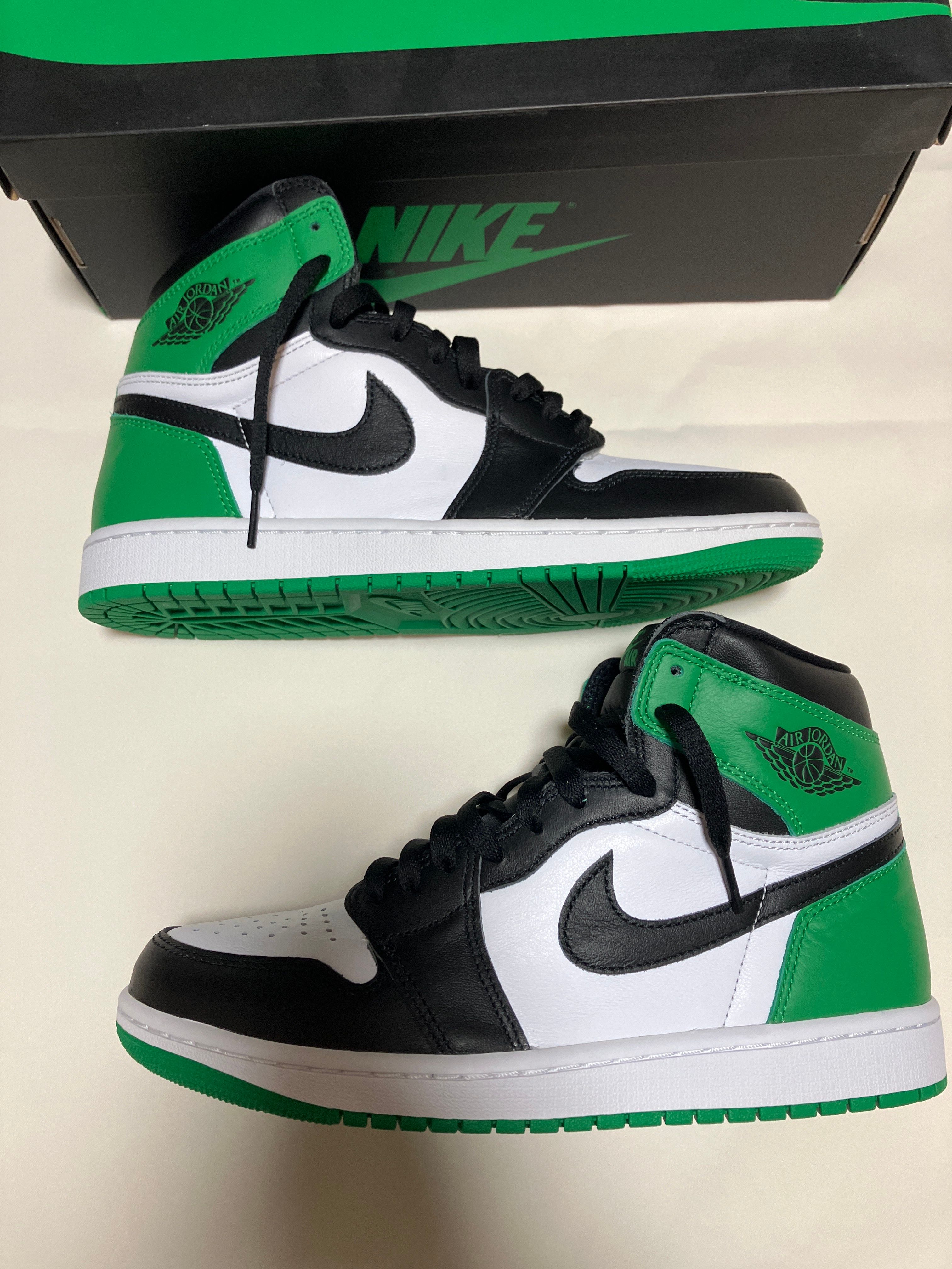 Nike Air Jordan 1 Retro High OG "Celtics/Black and Lucky Green" (2023)