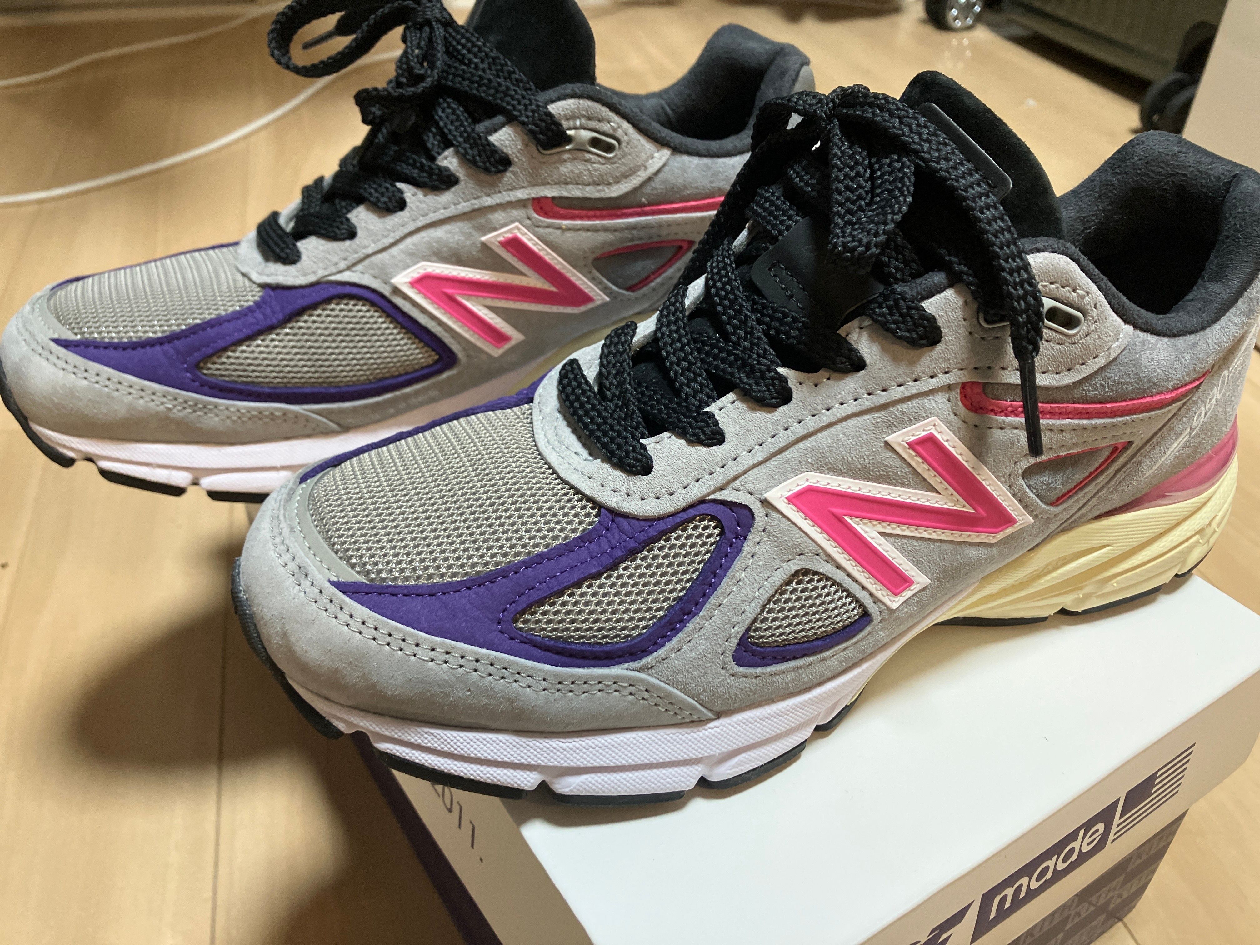 KITH × UNITED ARROWS & SONS × New Balance 990V4 "Smoked Pearl"