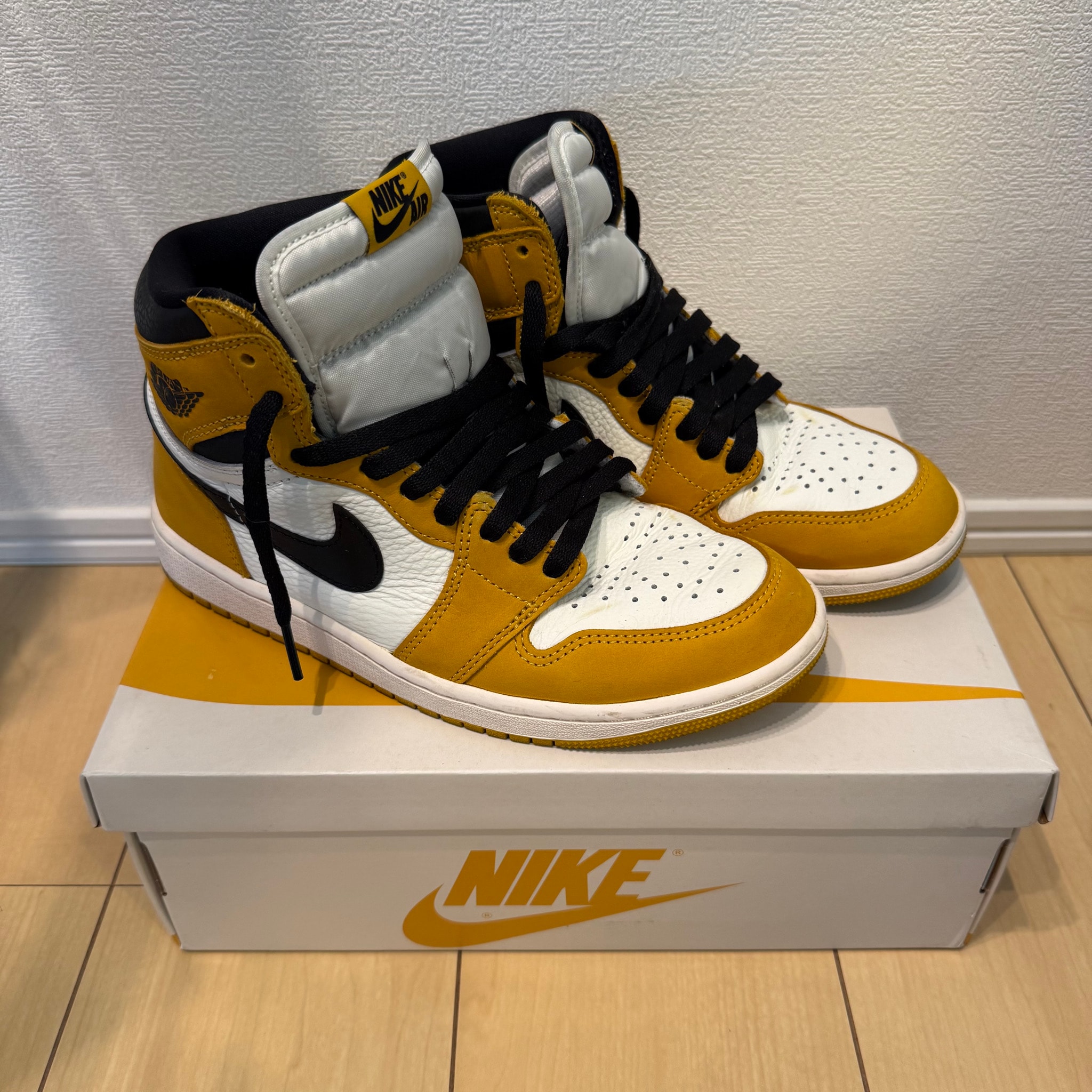 Nike Air Jordan 1 Retro High OG "Yellow Ochre"