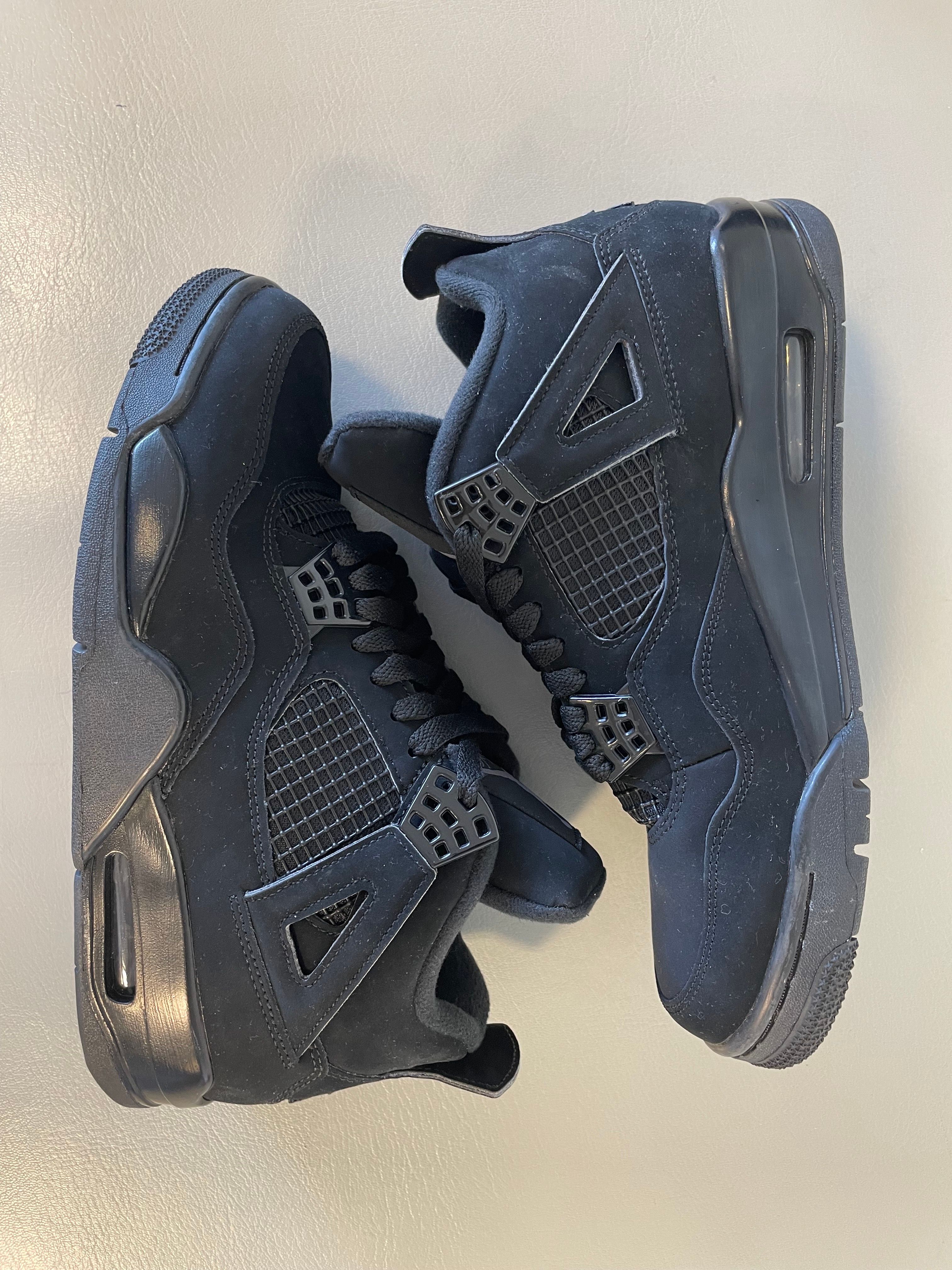 Nike Air Jordan 4 "Black Cat"