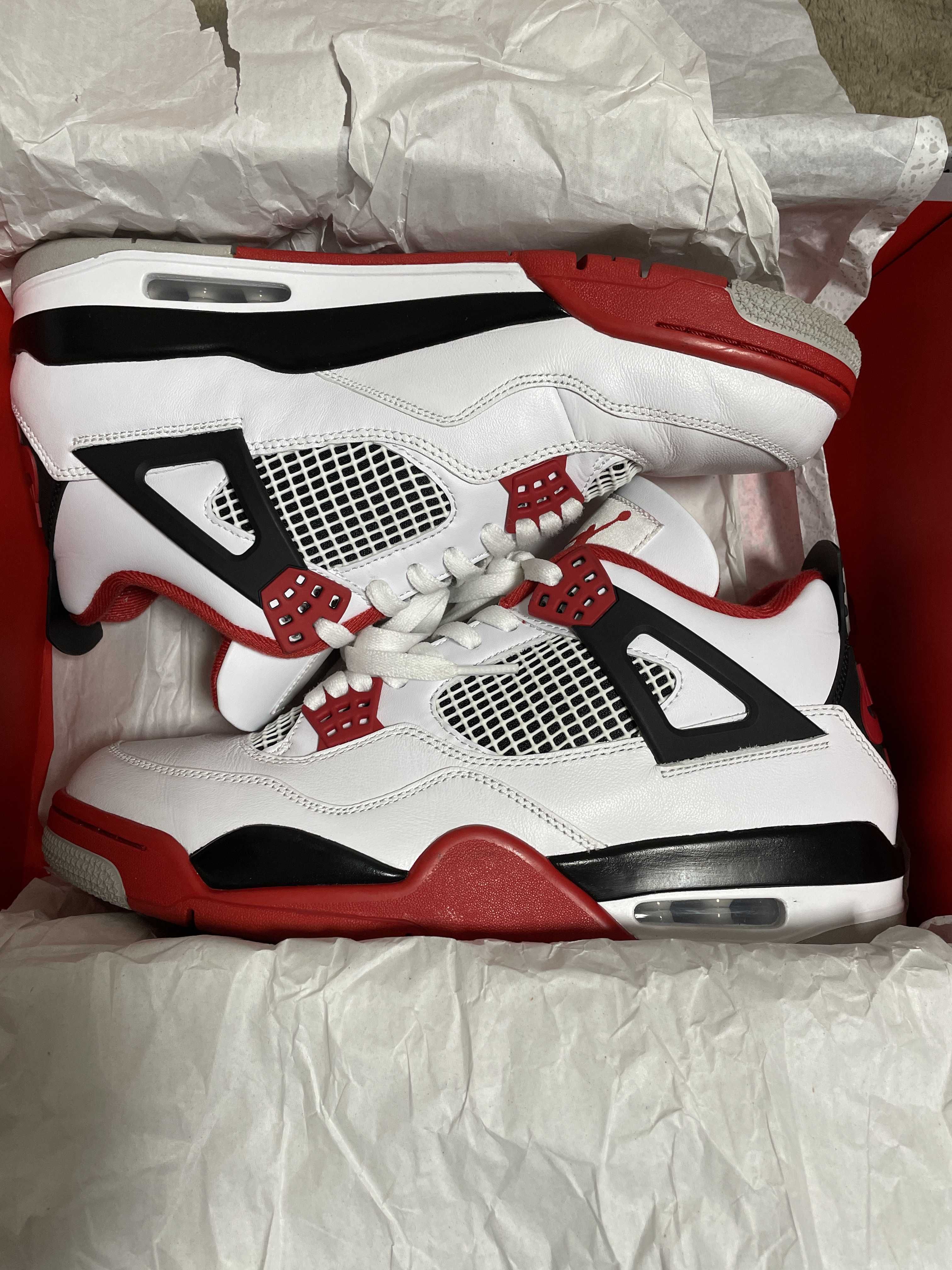 Nike Air Jordan 4 Retro OG "Fire Red" (2020)
