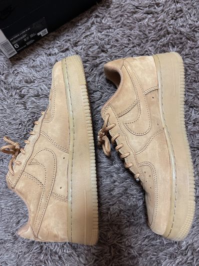 Supreme × Nike Air Force 1 Low "Flax/Wheat"