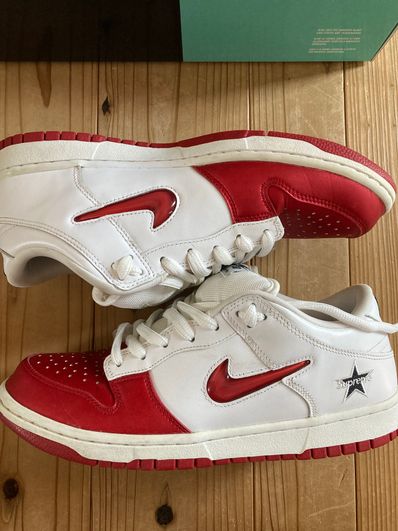 Supreme × Nike Dunk Low "Varsity Red/White"