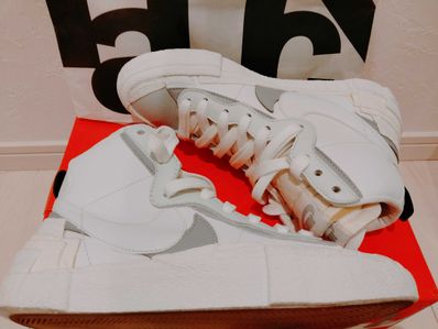 sacai × NIKE BLAZER MID "WHITE/WOLF GREY"