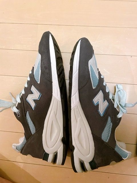 KITH Ronnie Fieg × New Balance 990V2 "Steel Blue"