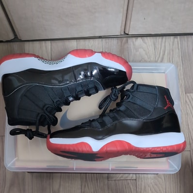 Nike Air Jordan 11 Retro "Bred"