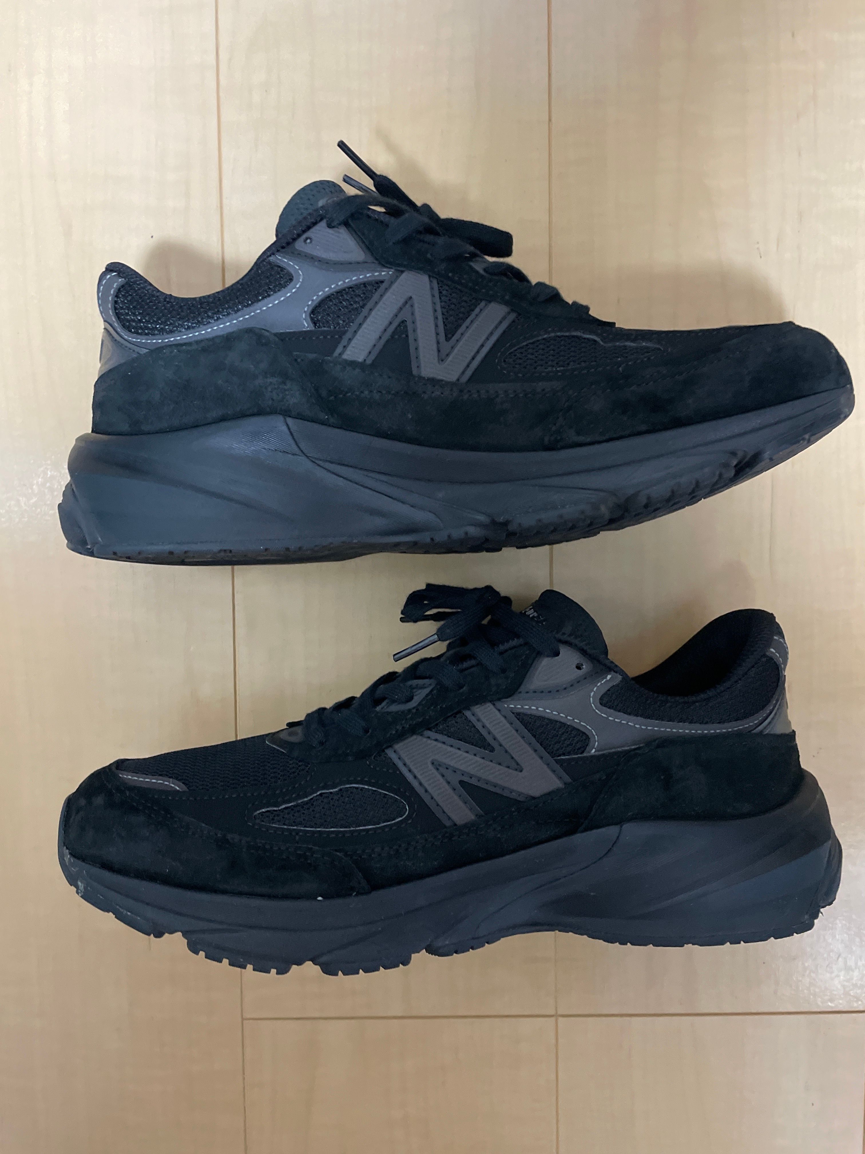 New Balance 990V6 "Triple Black"