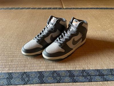 Nike Dunk High Retro SE Vintage "Light Bone and Tumbled Grey"