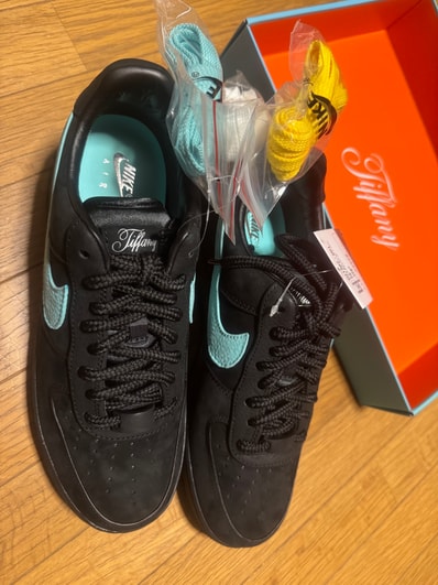 Tiffany & Co. × Nike Air Force 1 Low "1837"