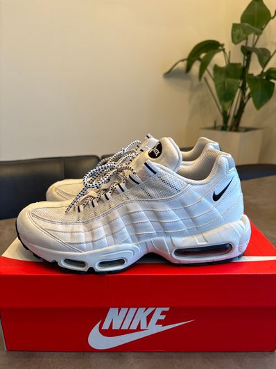 Nike Air Max 95 LE "White/Black"