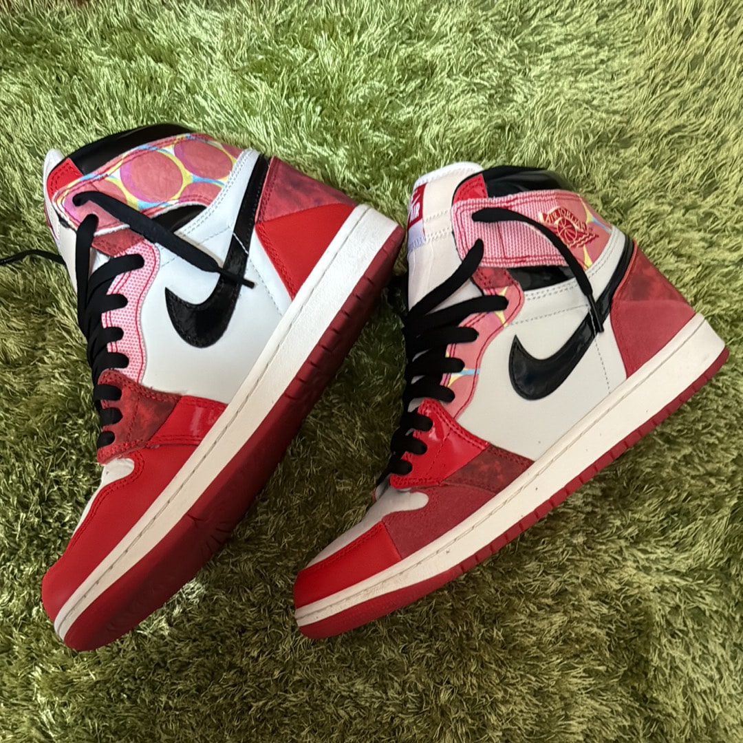 スパイダーマン × ナイキ エアジョーダン1 レトロ ハイ OG SP