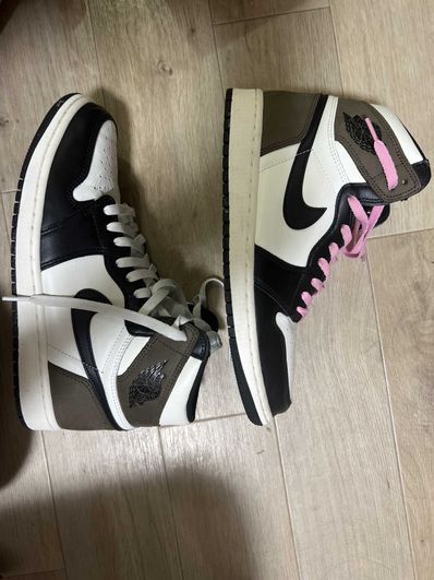 Nike Air Jordan 1 High OG "Sail/Dark Mocha/Black"