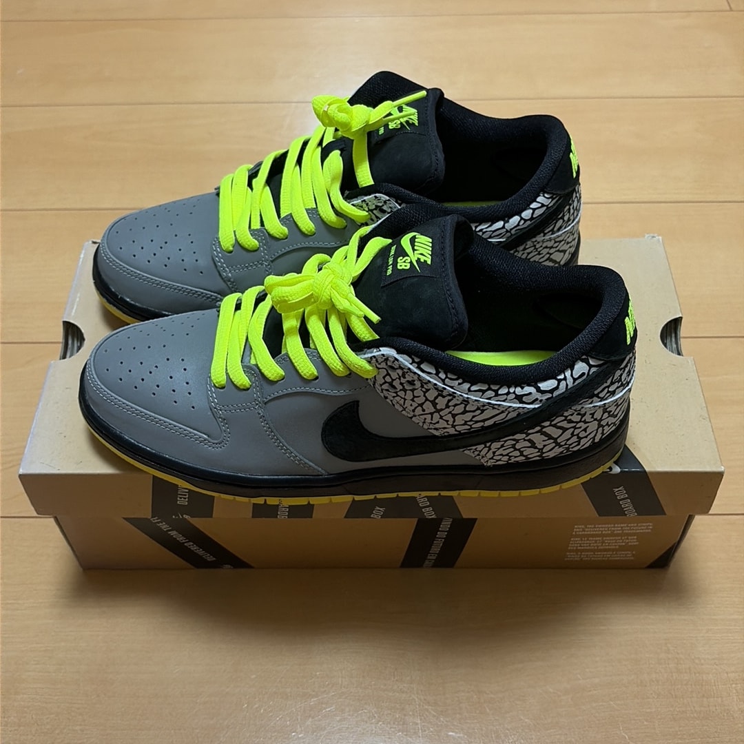 DJ Clark Kent × Nike SB Dunk Low "112"