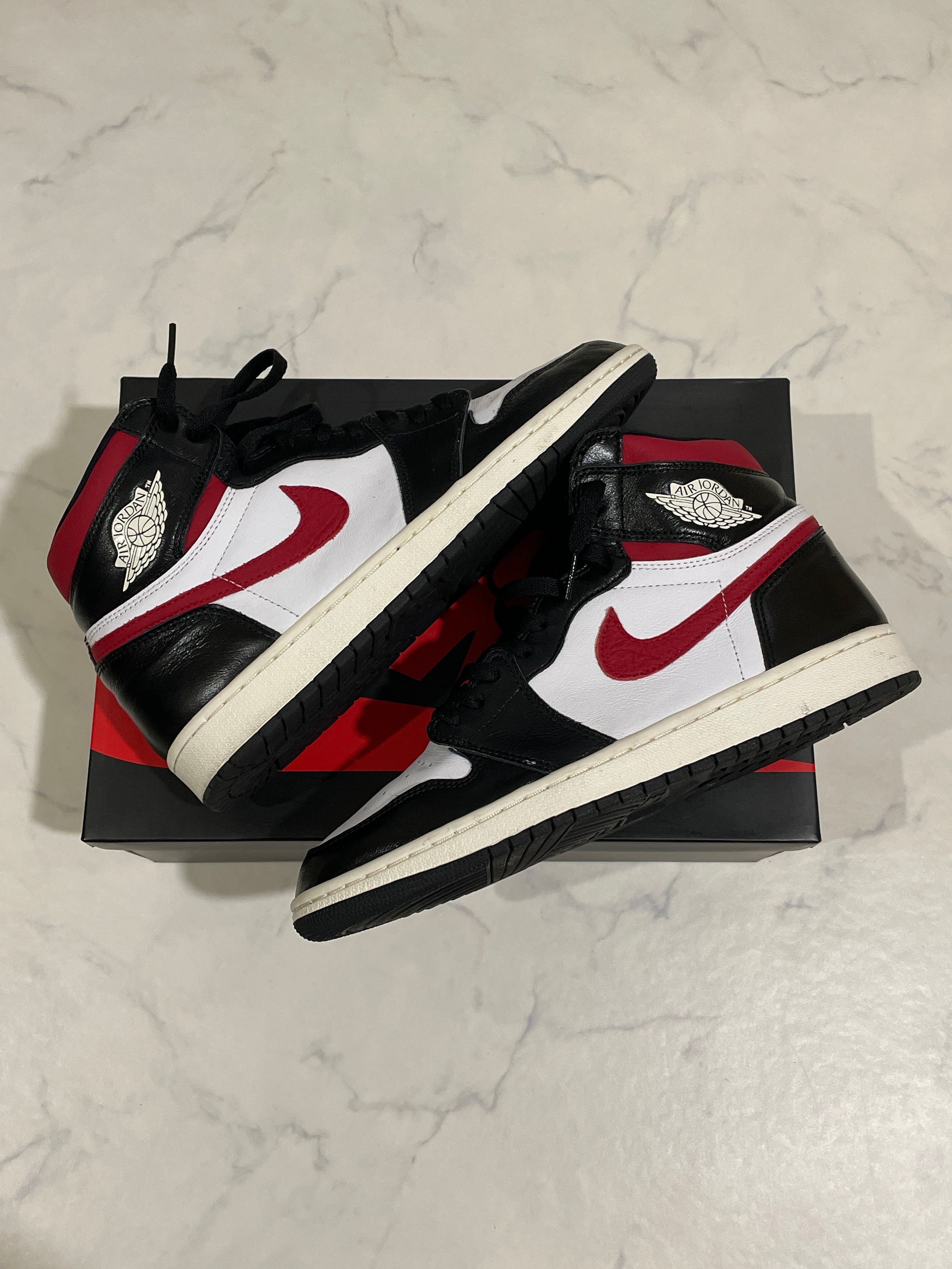Nike Air Jordan 1 Retro High "Black/White/Sail/Gym Red"