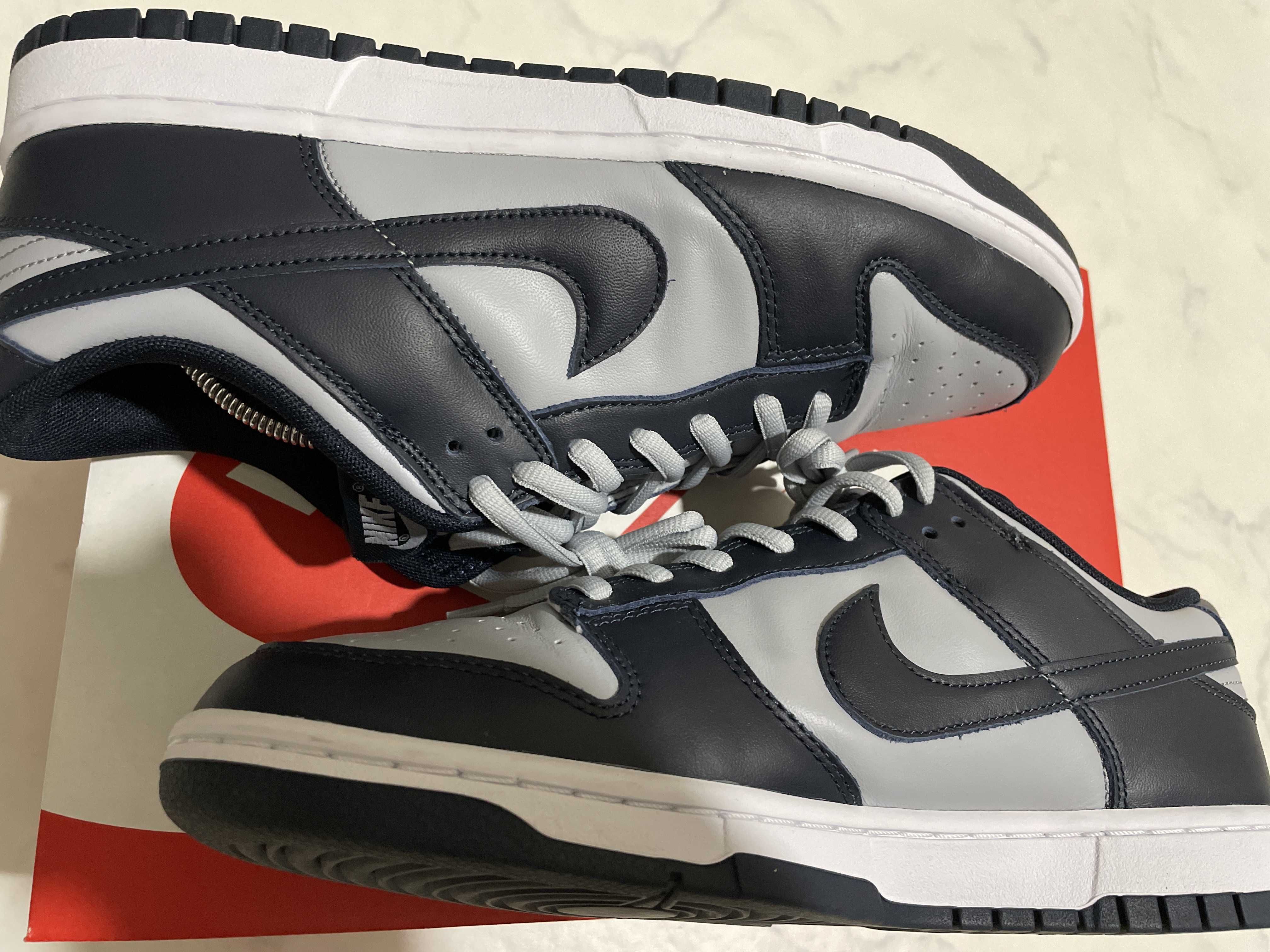 Nike Dunk Low "Championship Grey"