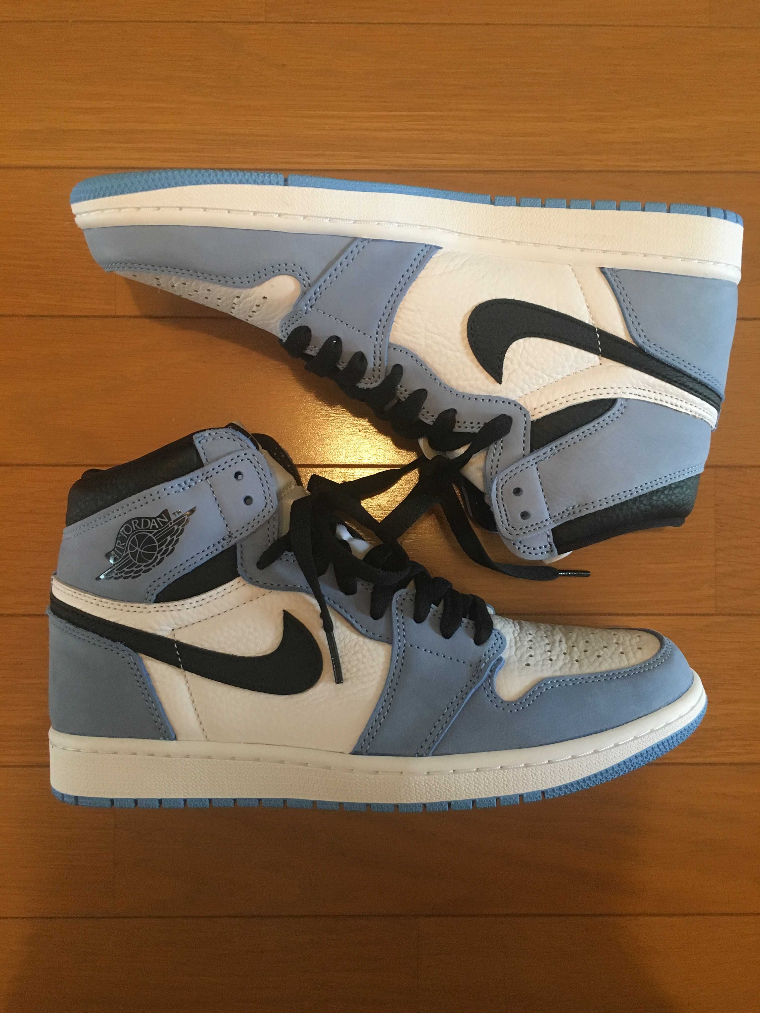 Nike Air Jordan 1 High OG "University Blue"