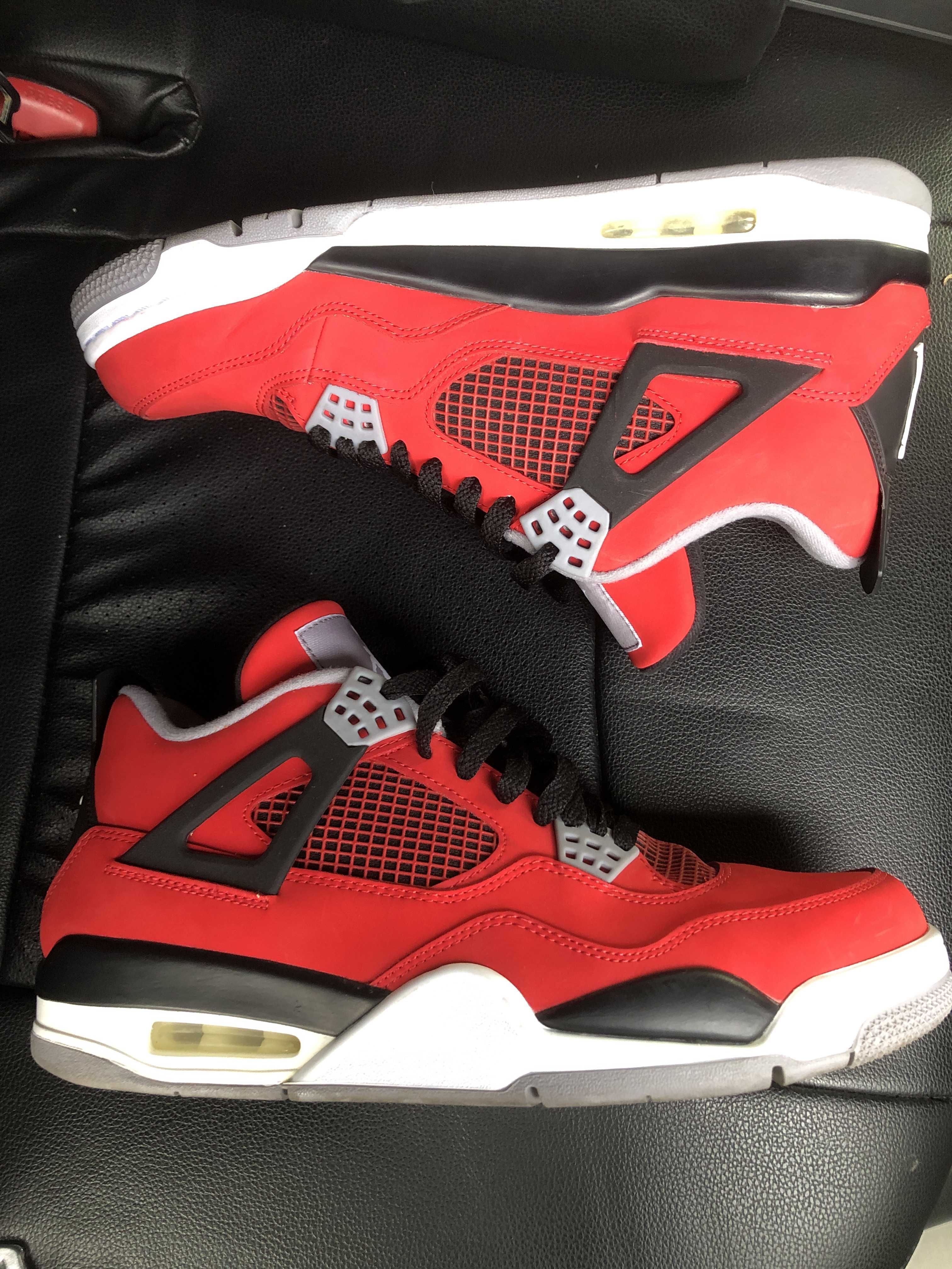 Nike Air Jordan 4 Retro "Toro Bravo"