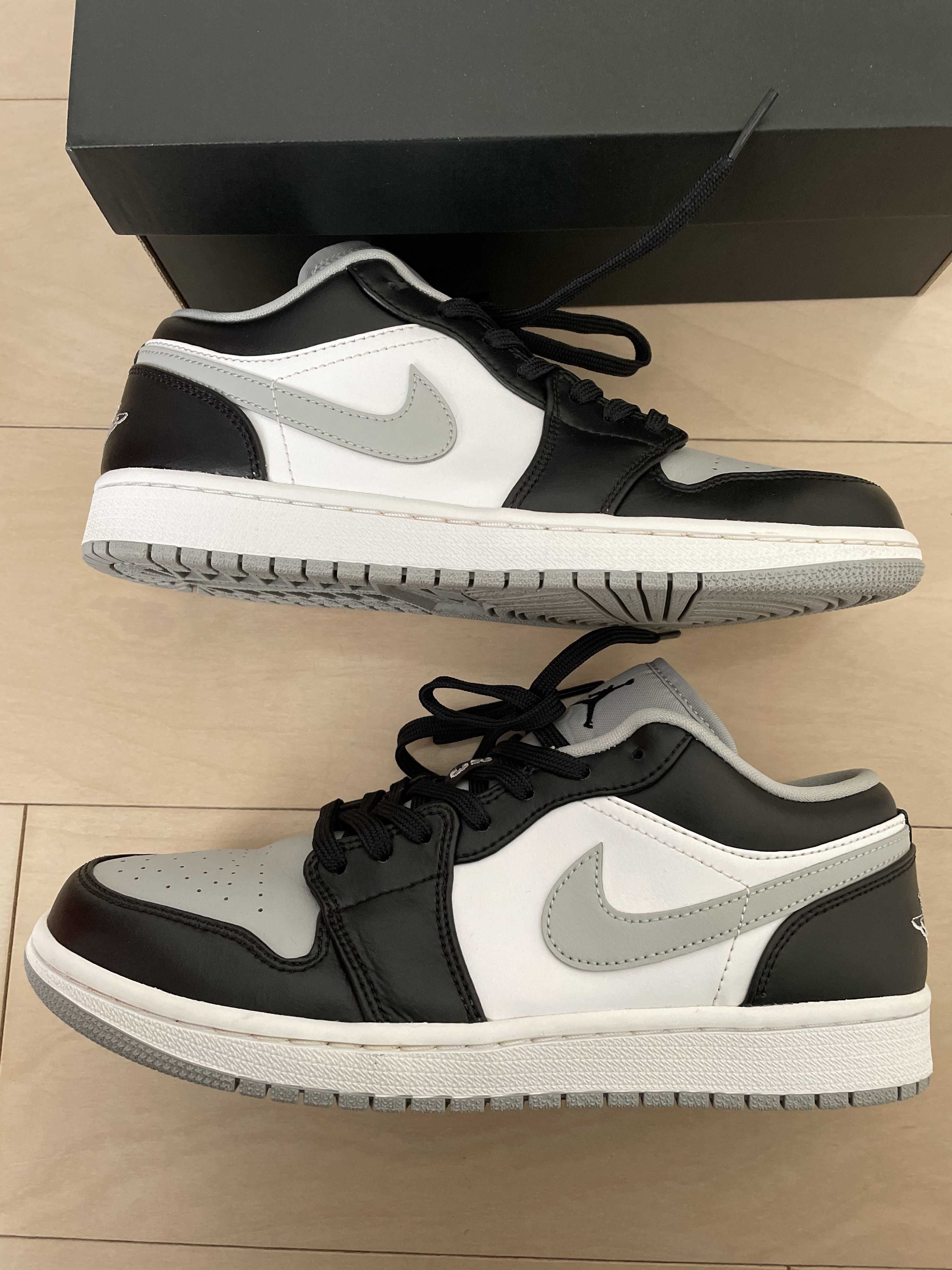 NIKE AIR JORDAN 1 LOW "BLACK/LIGHT SMOKE GREY"
