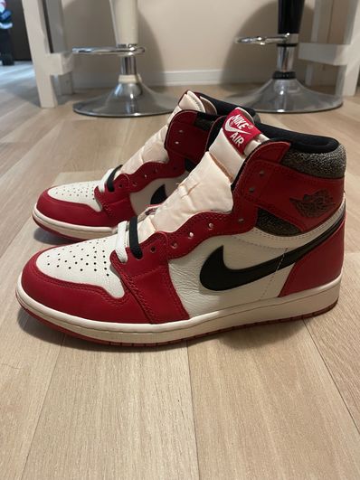 Nike Air Jordan 1 High OG "Lost & Found/Chicago"