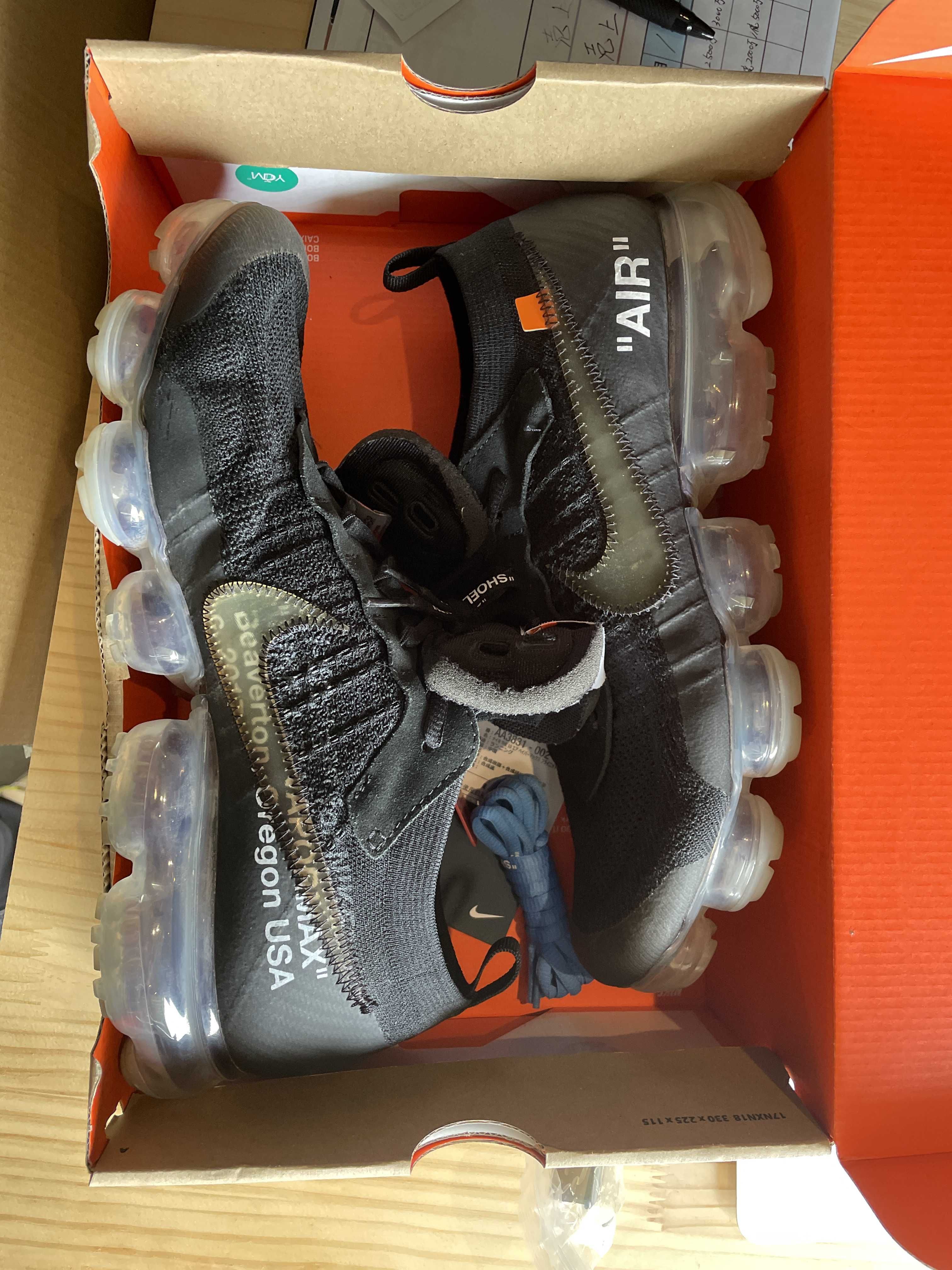 Off-White × Nike Air Vapormax "Black/Total Orange/Clear"