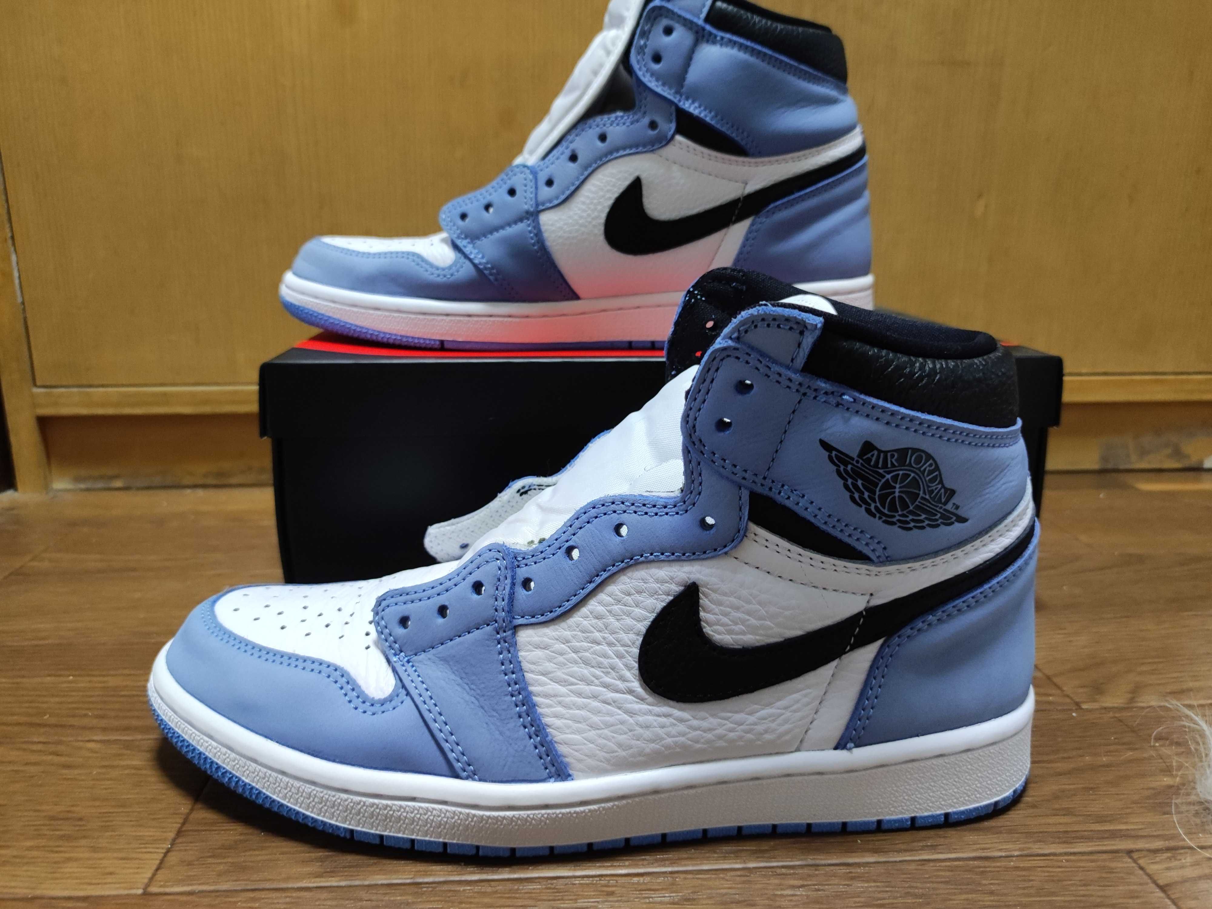 Nike Air Jordan 1 High OG "University Blue"
