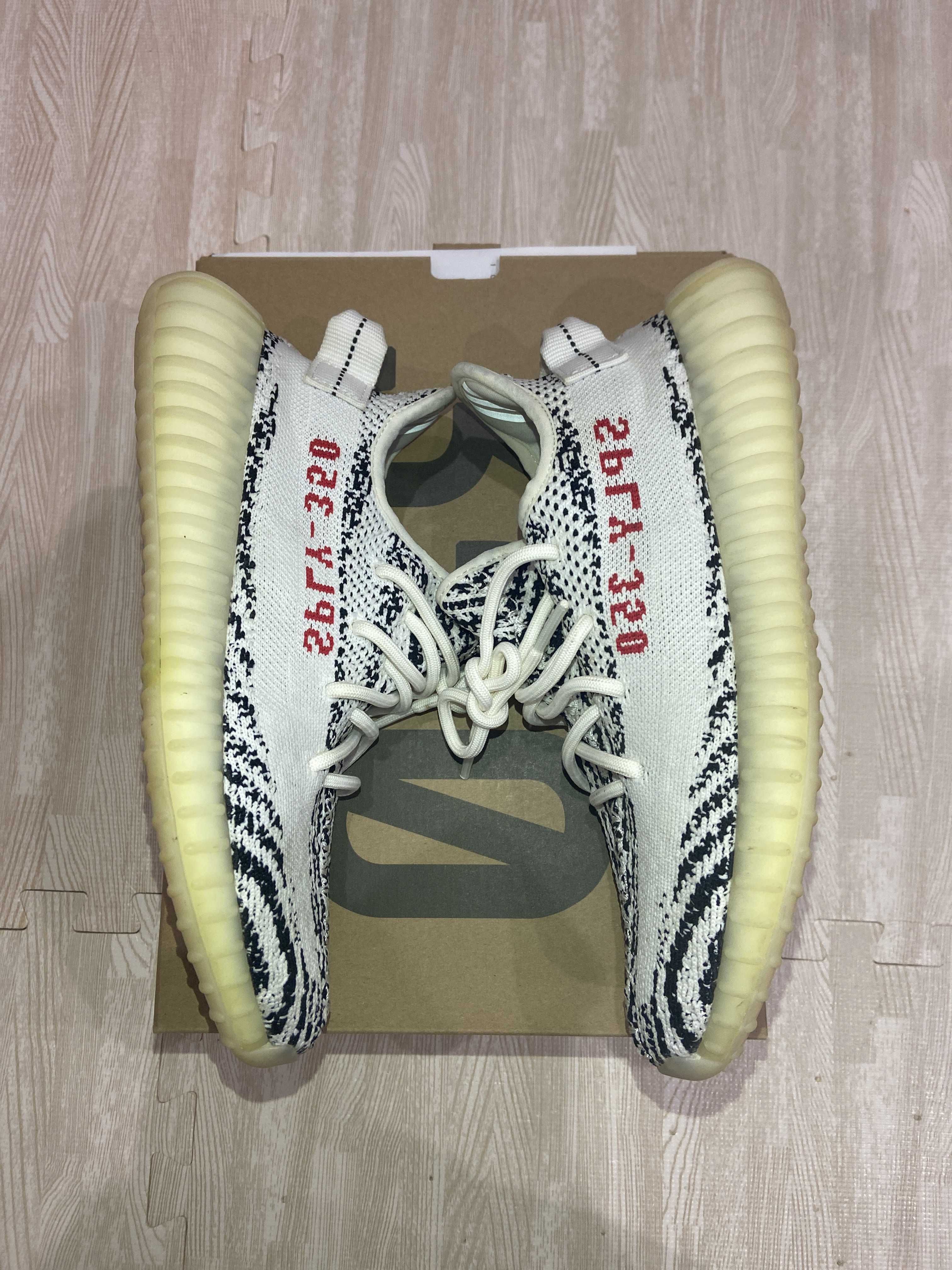 adidas YEEZY Boost 350 V2 "Zebra"