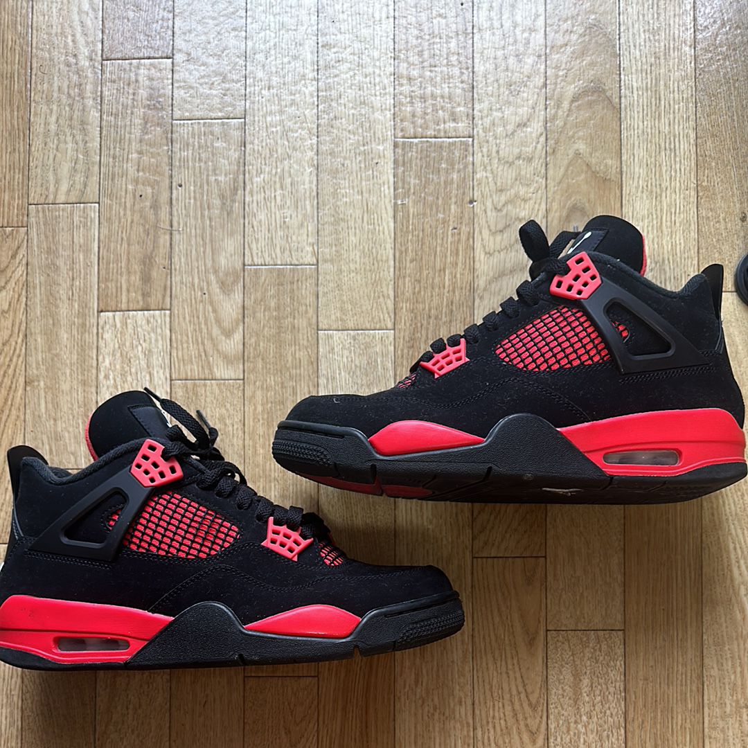 Nike Air Jordan 4 "Red Thunder/Crimson"