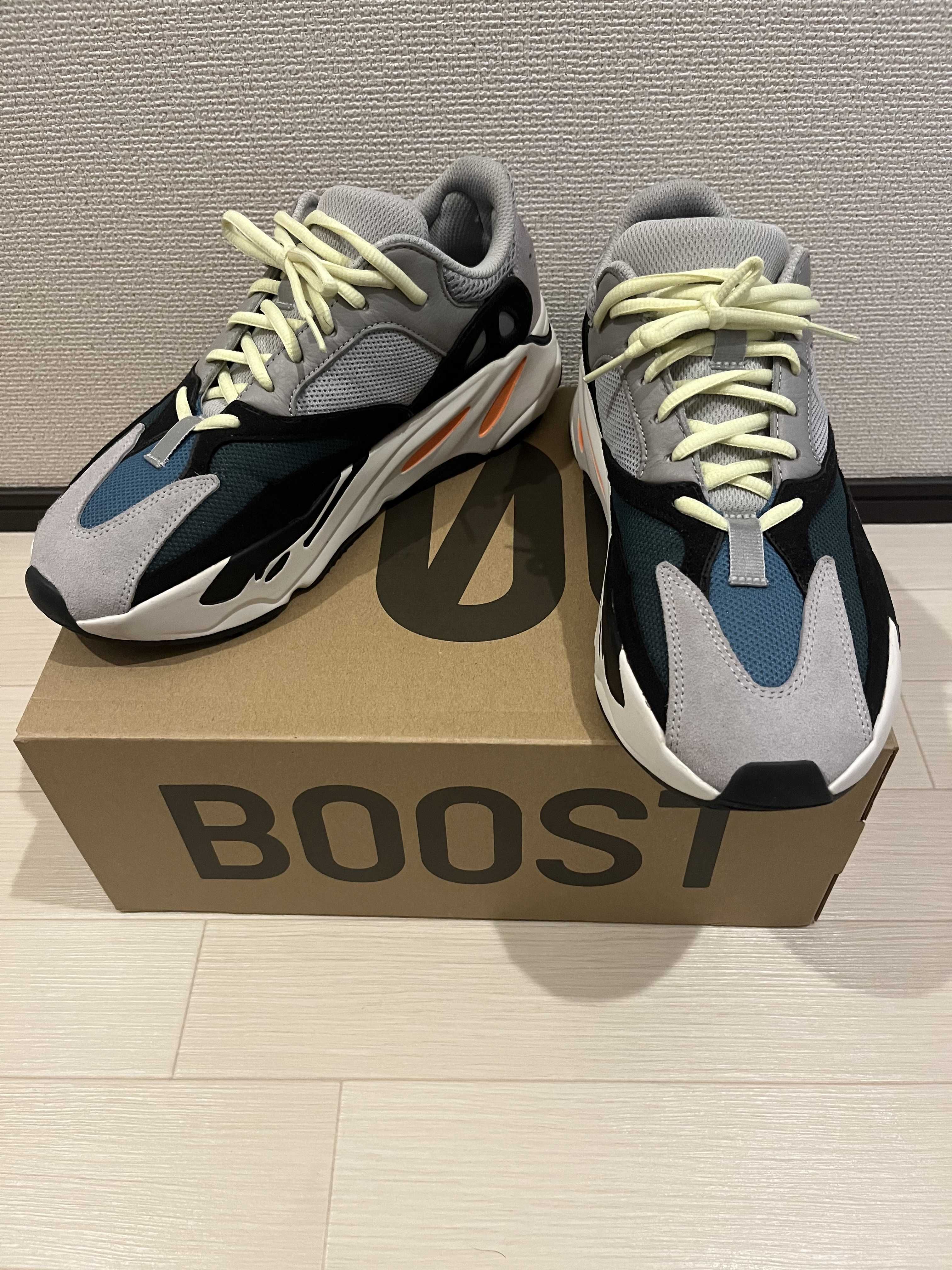 adidas YEEZY Boost 700 "Wave Runner"