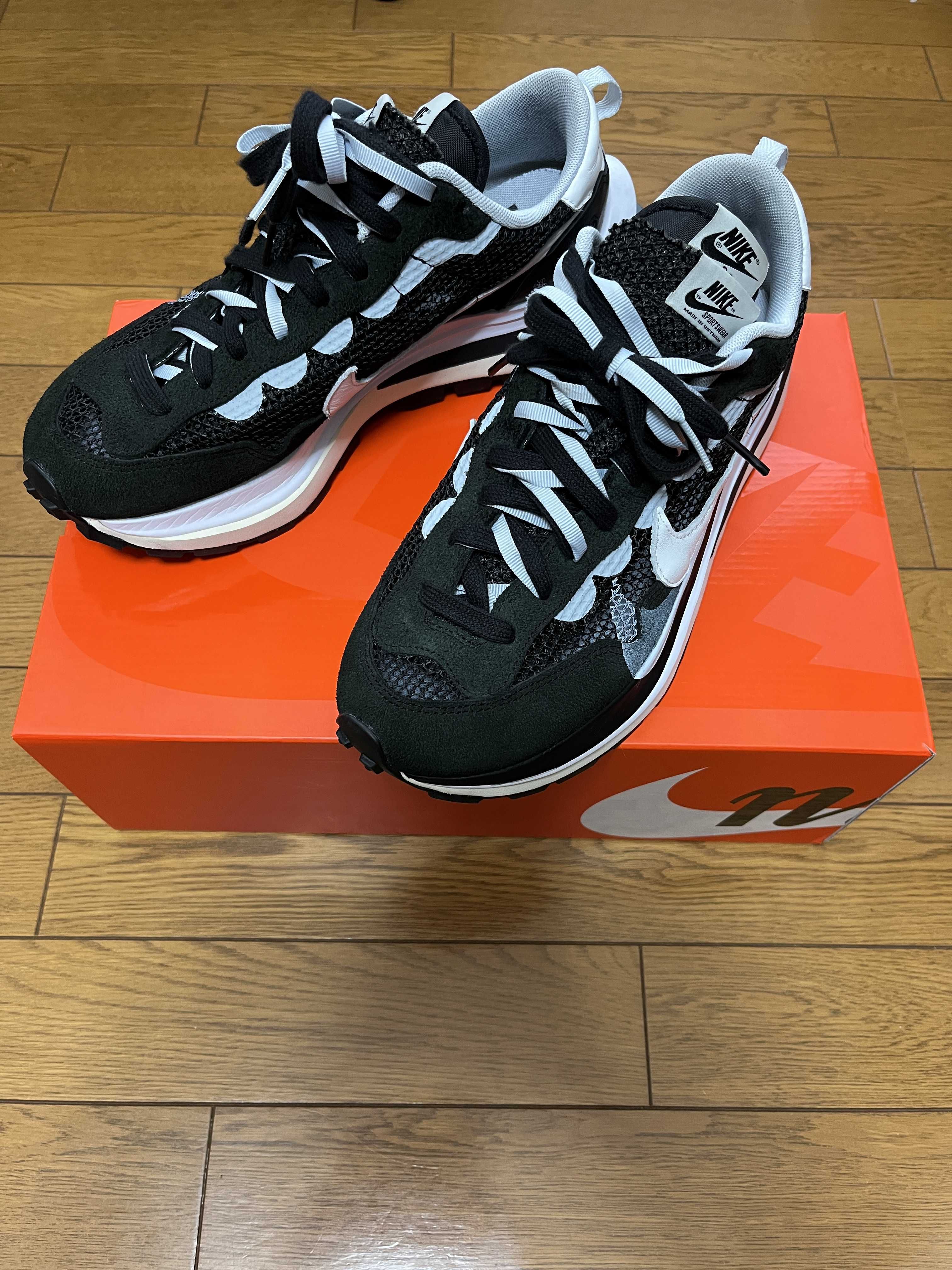 sacai × Nike Vapor Waffle "Black and White"