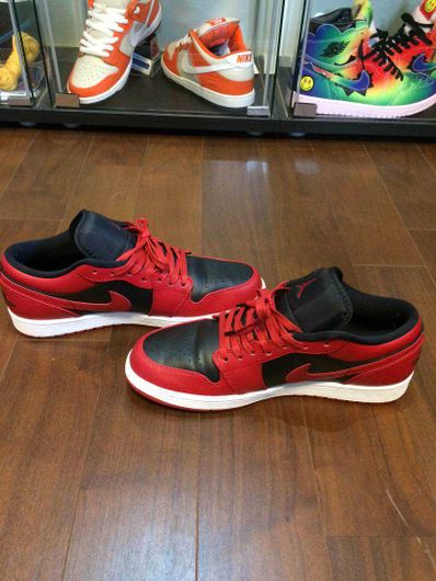 Nike Air Jordan 1 Low "Varsity Red"
