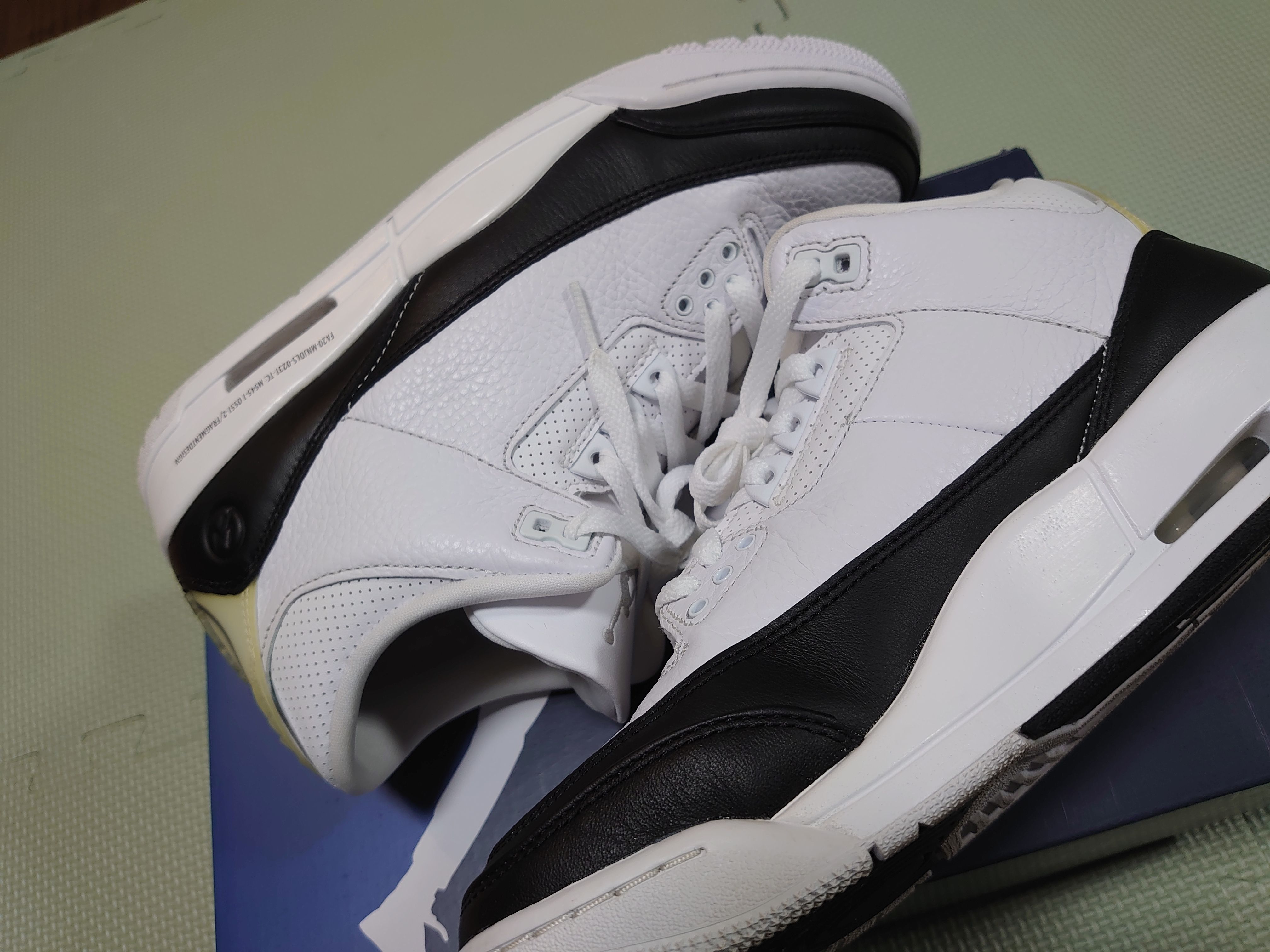Fragment × Nike Air Jordan 3 "White/Black"
