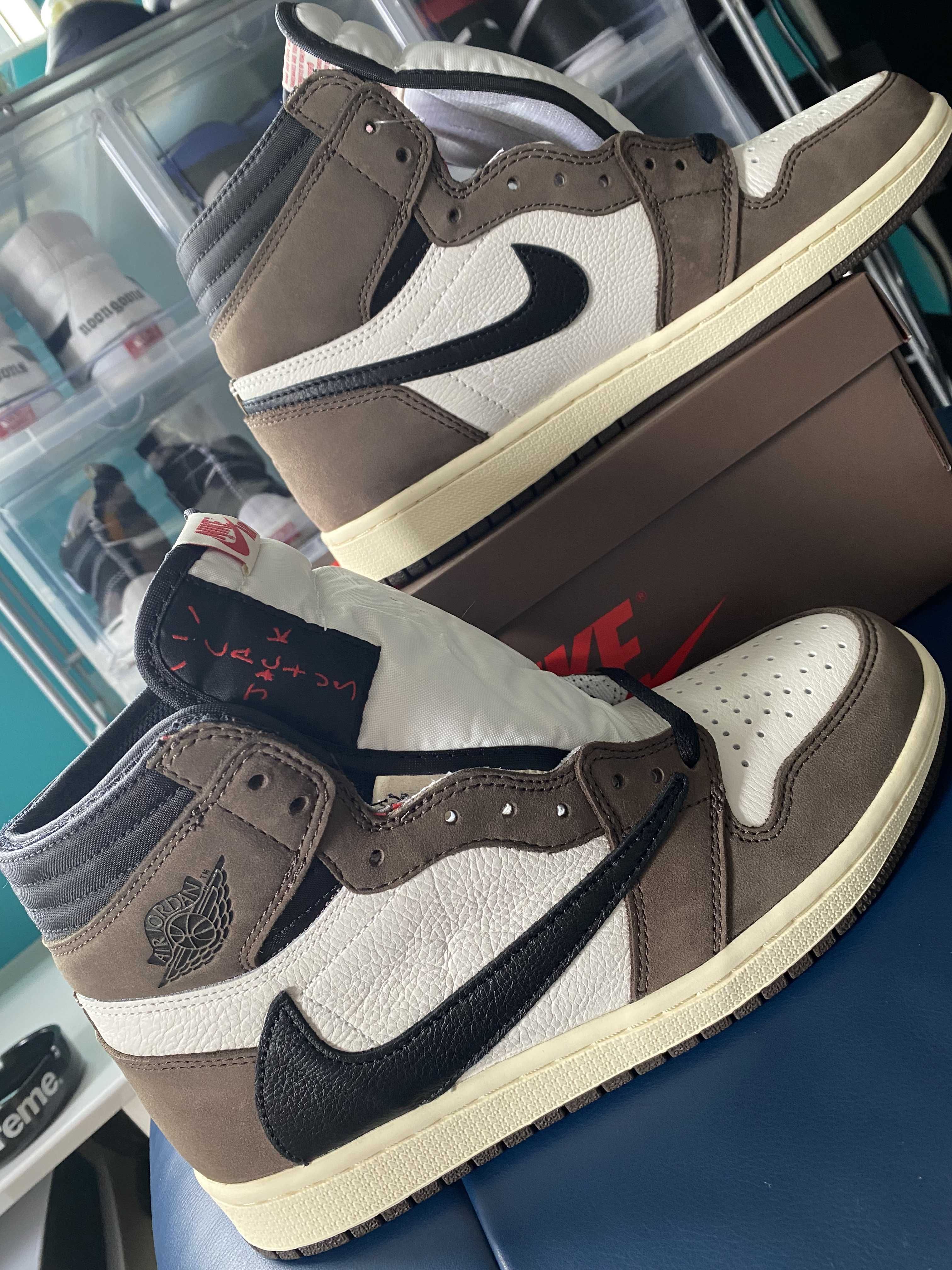 Travis Scott × Nike Air Jordan 1 Retro High OG TS SP "Sail/Dark Mocha"