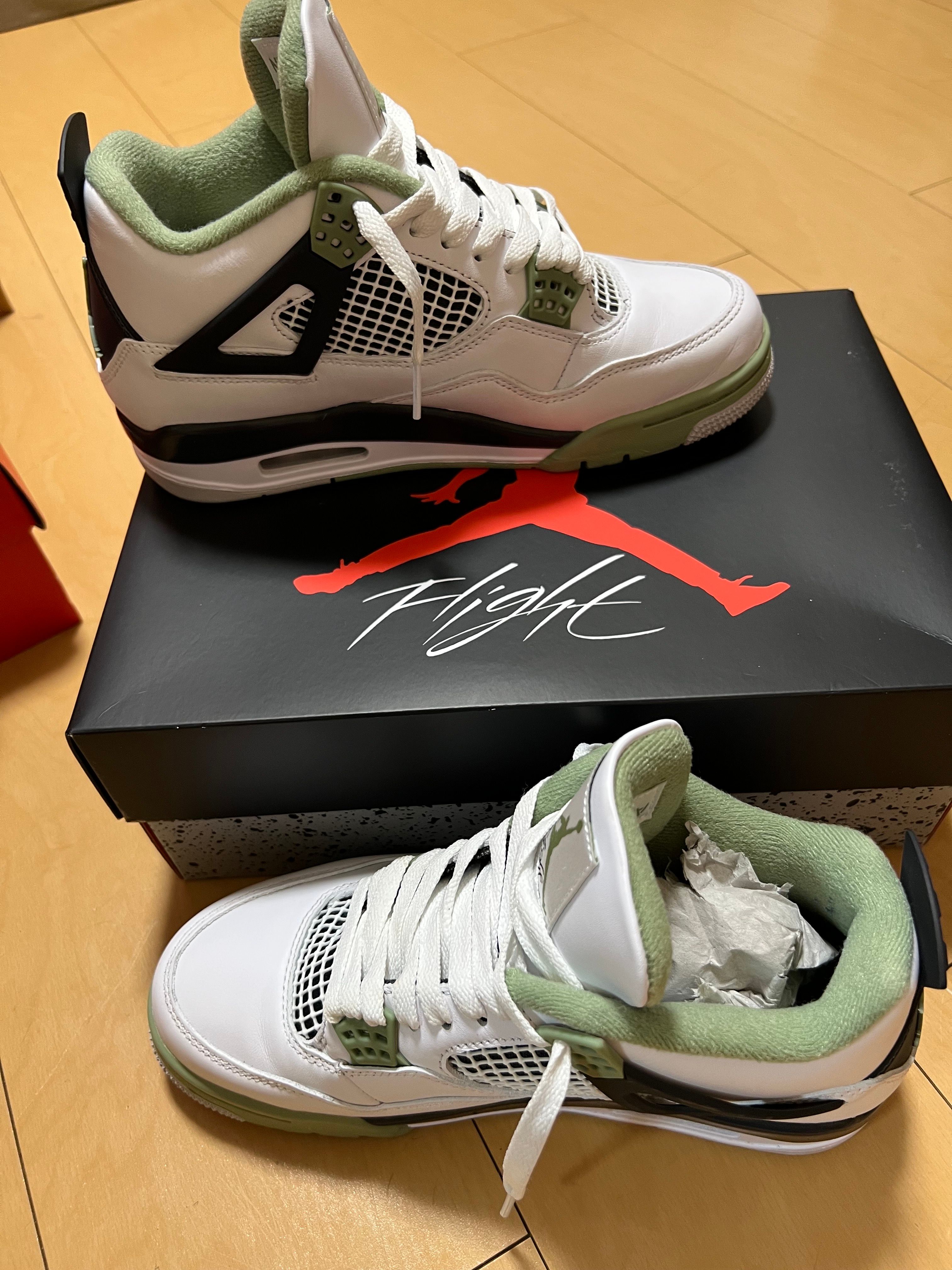 Nike Women's Air Jordan 4 "Oil Green"