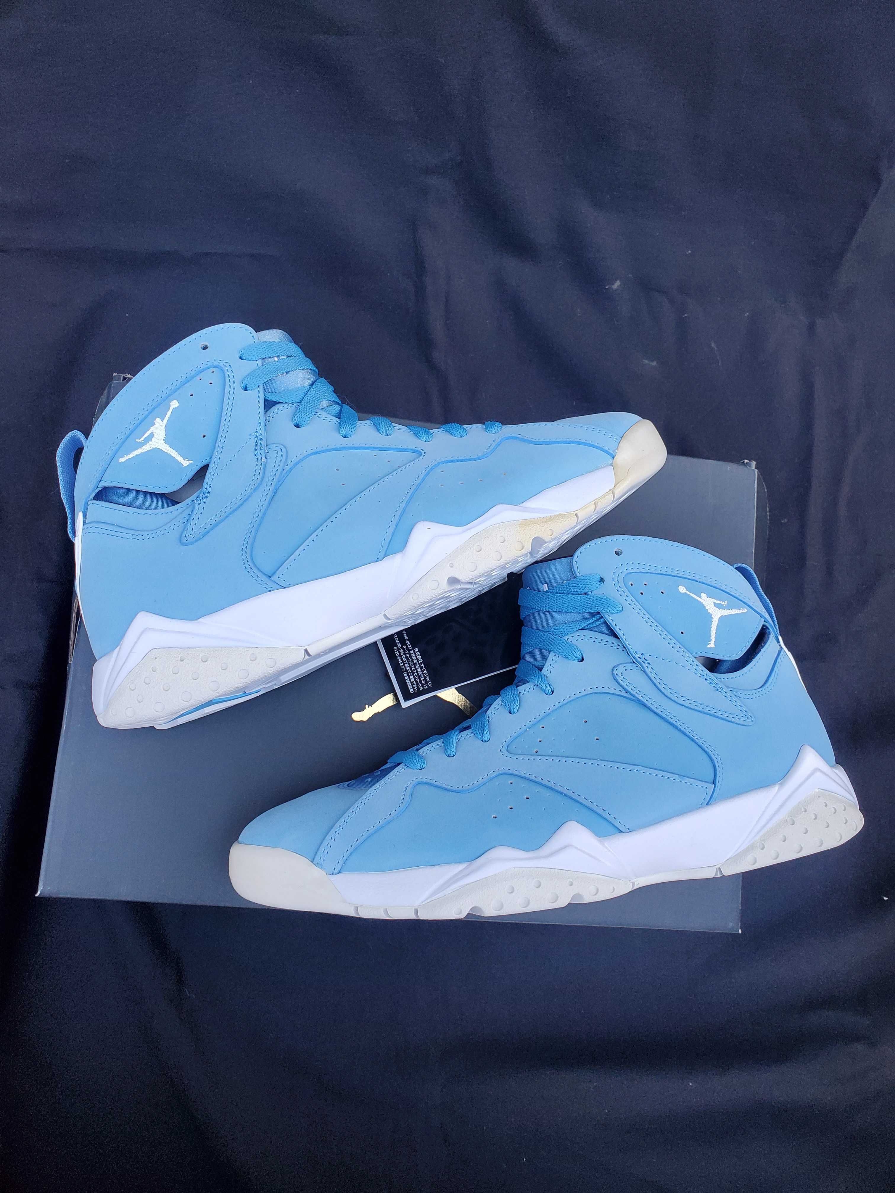 Nike Air Jordan 7 Retro "PANTONE"