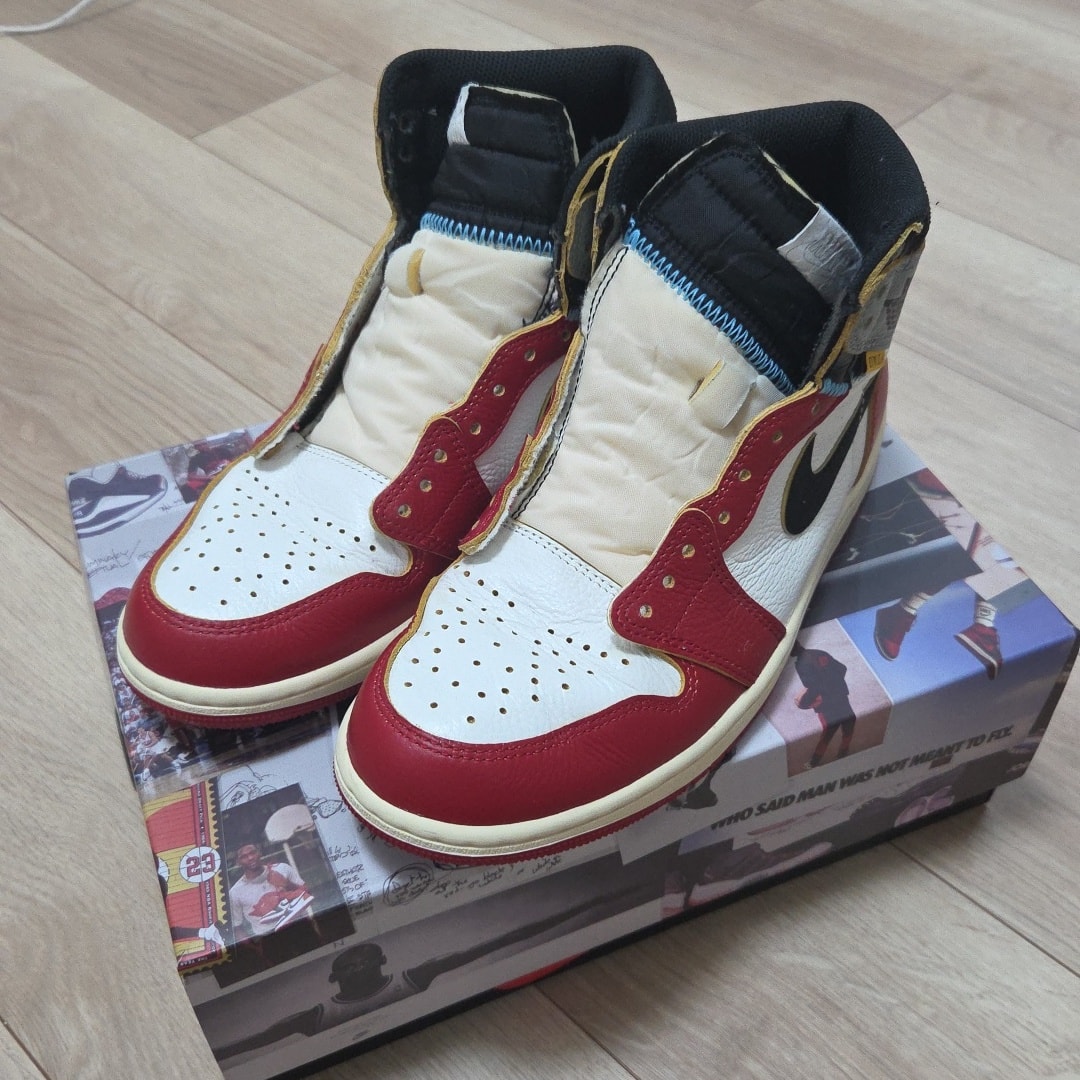 UNION × Nike Air Jordan 1 Retro High OG "Chicago/Shadow"