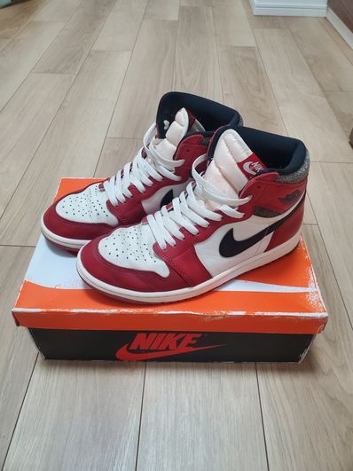 Nike Air Jordan 1 High OG "Lost & Found/Chicago"
