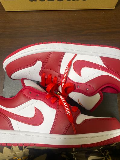 Nike Air Jordan 1 Low "Cardinal Red"