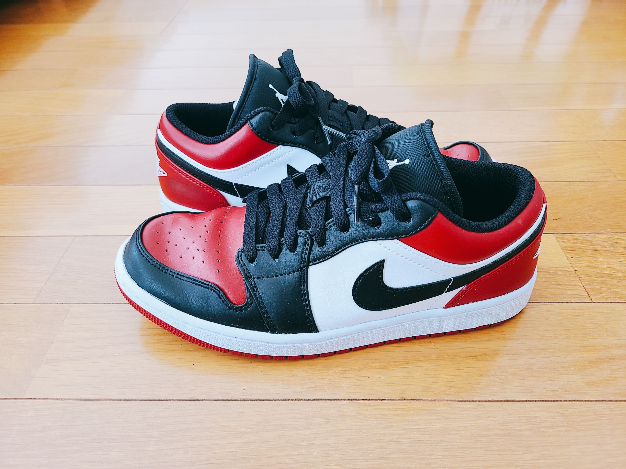 Nike Air Jordan 1 Low "Bred Toe"