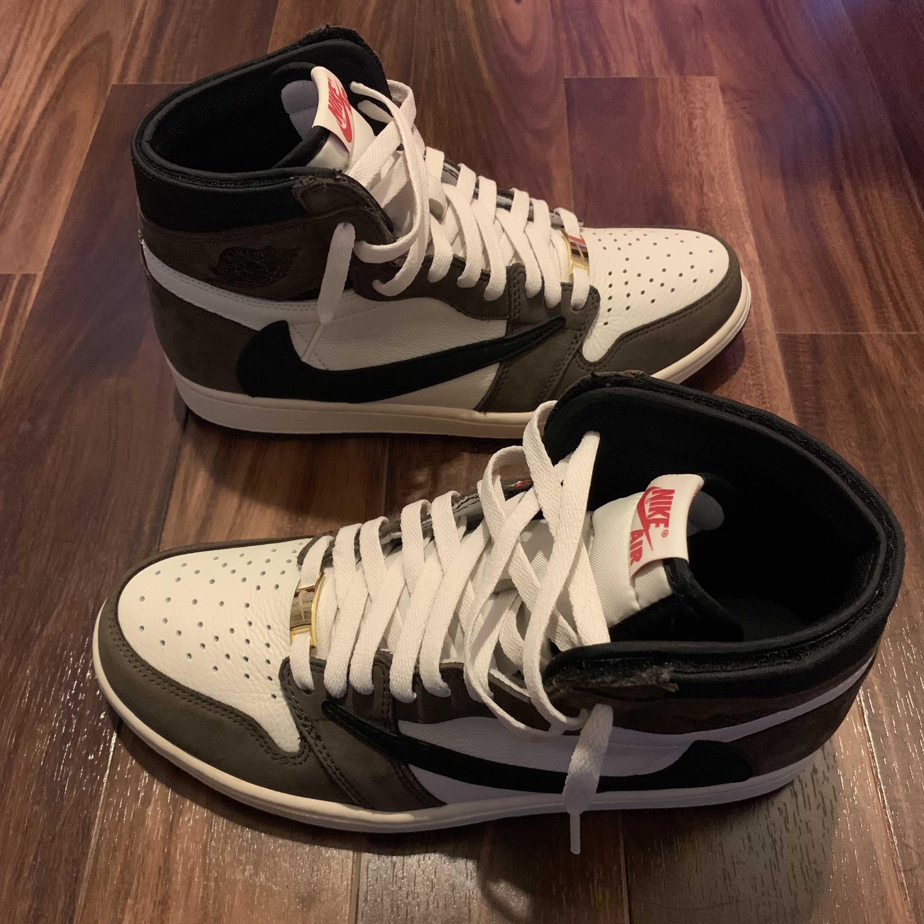 Travis Scott × Nike Air Jordan 1 Retro High OG TS SP "Sail/Dark Mocha"
