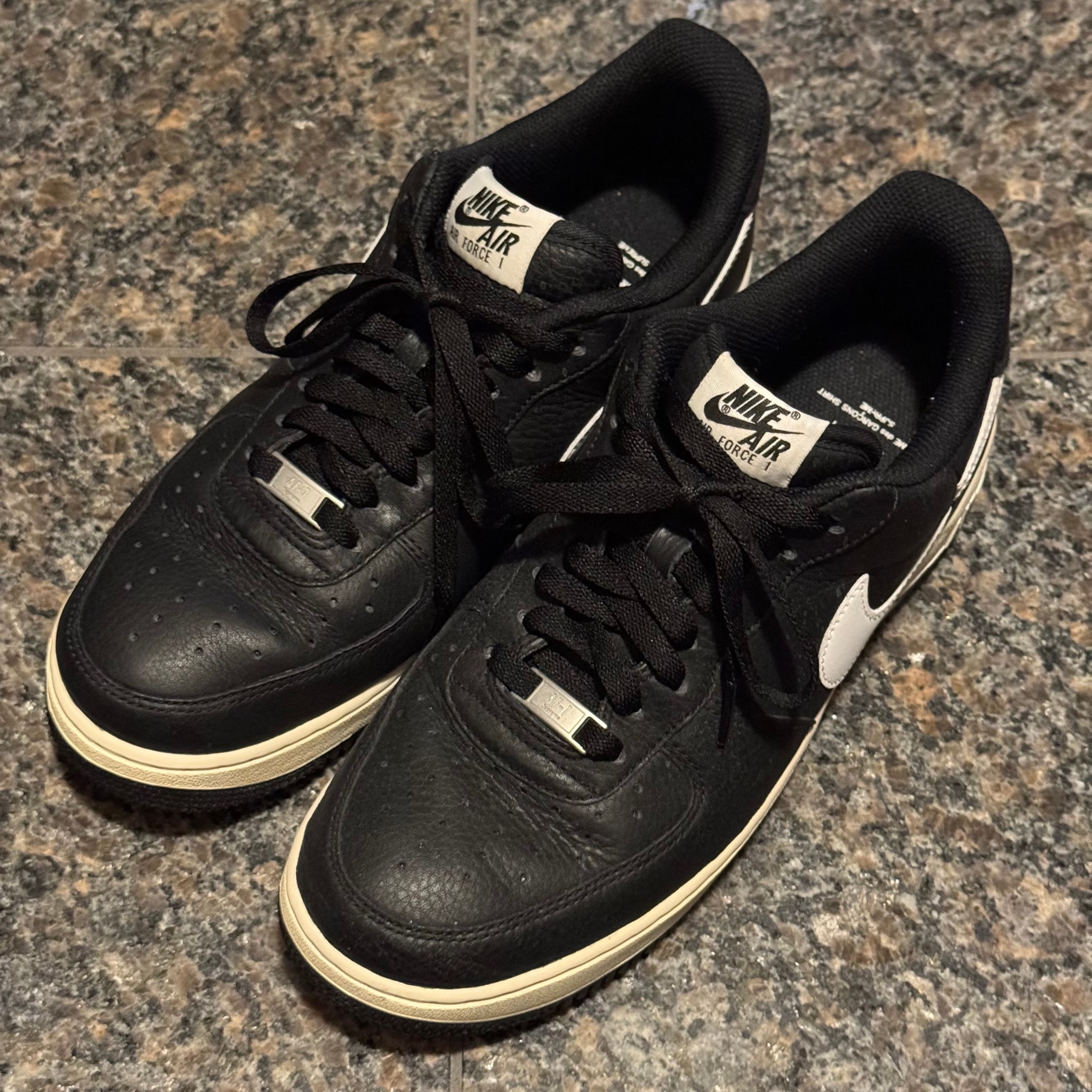 Supreme × COMME des GARCONS SHIRT × Nike Air Force 1 Low "Black/White" (2018)