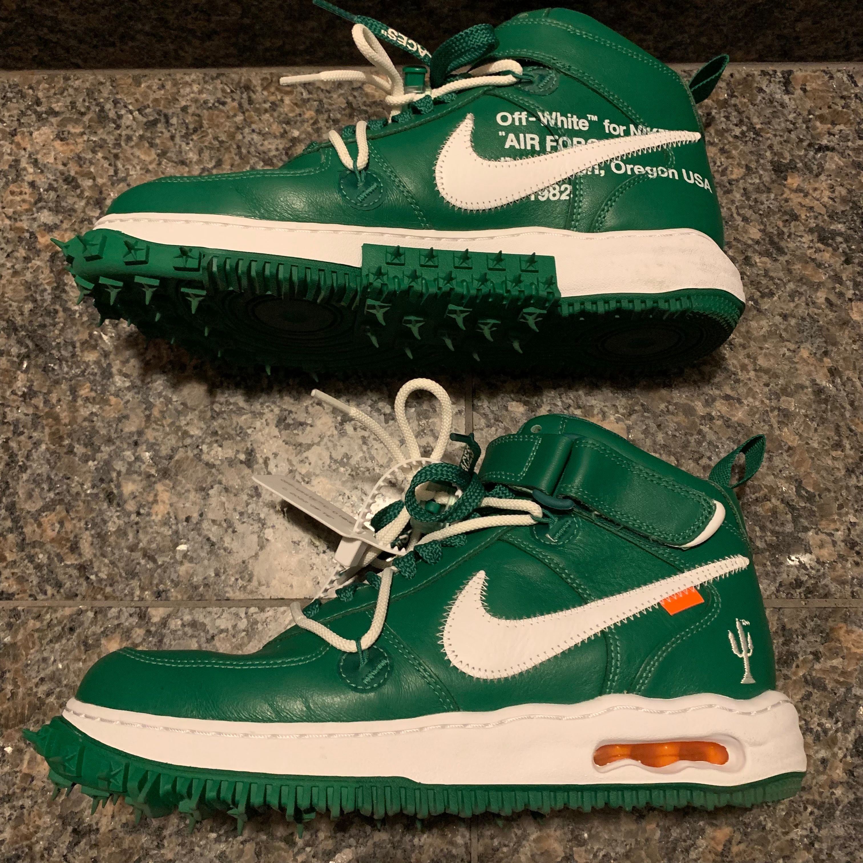Off-White × Nike Air Force 1 Mid SP LTHR "Pine Green"